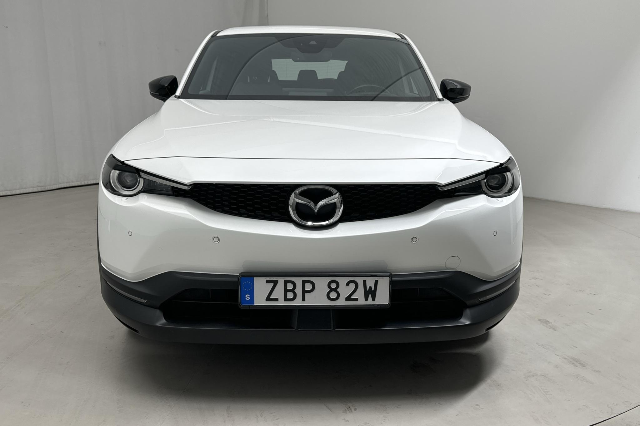 Mazda MX-30 e-Skyactiv (145hk) - 39 150 km - Automatyczna - biały - 2021