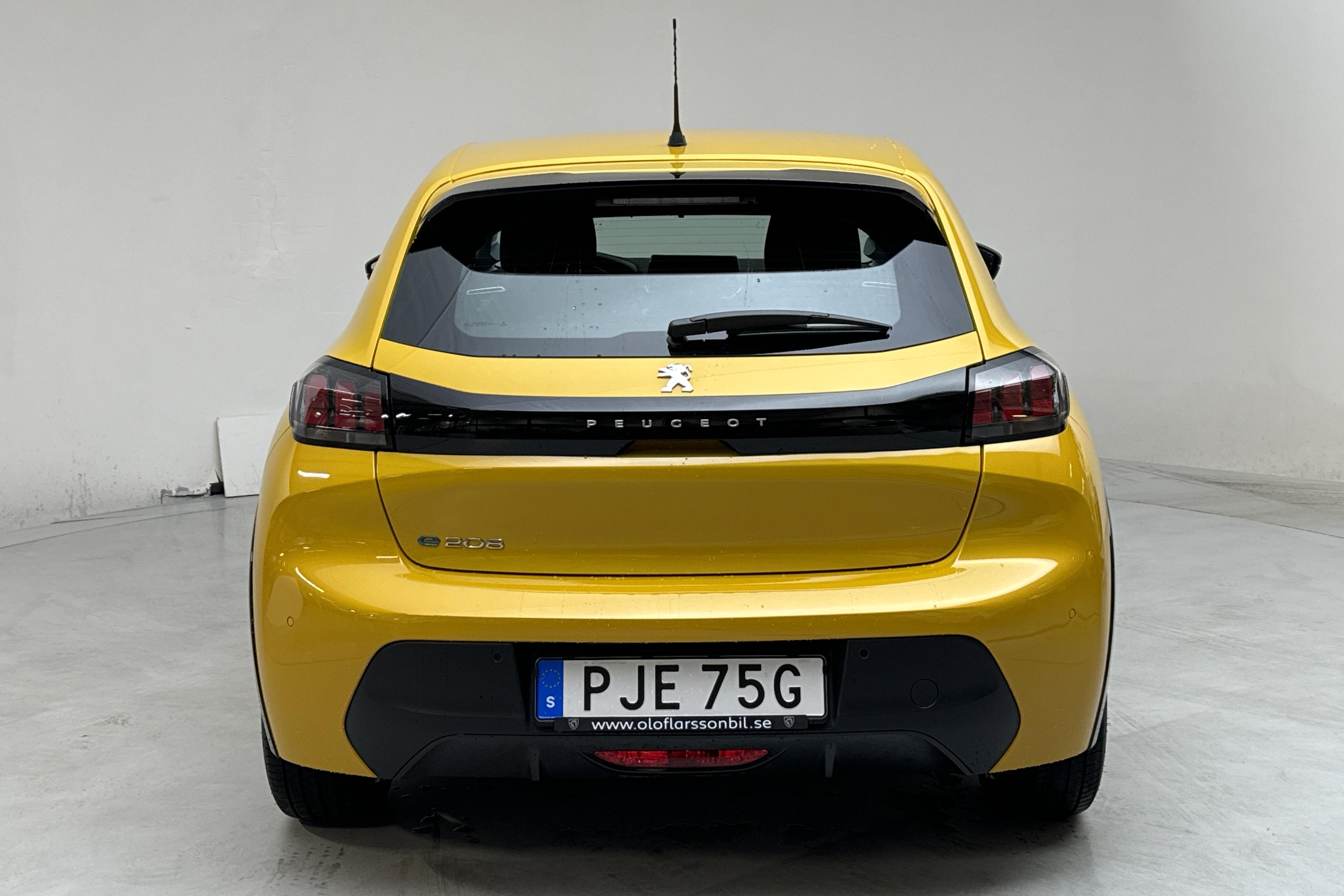 Peugeot e-208 50 kWh 5dr (136hk) - 30 580 km - Automatic - yellow - 2022