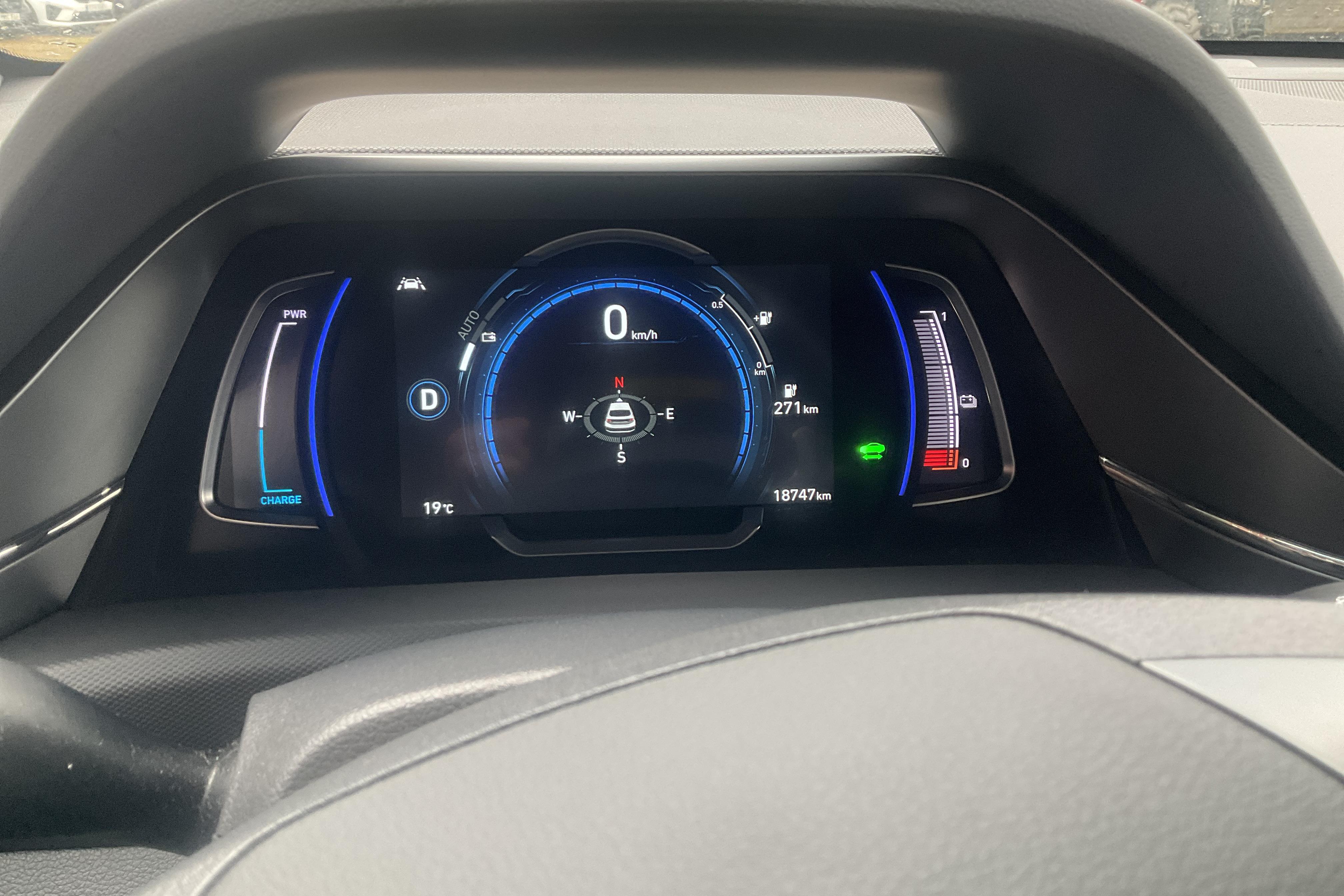 Hyundai IONIQ Electric (136hk) - 18 750 km - Automaatne - hall - 2020