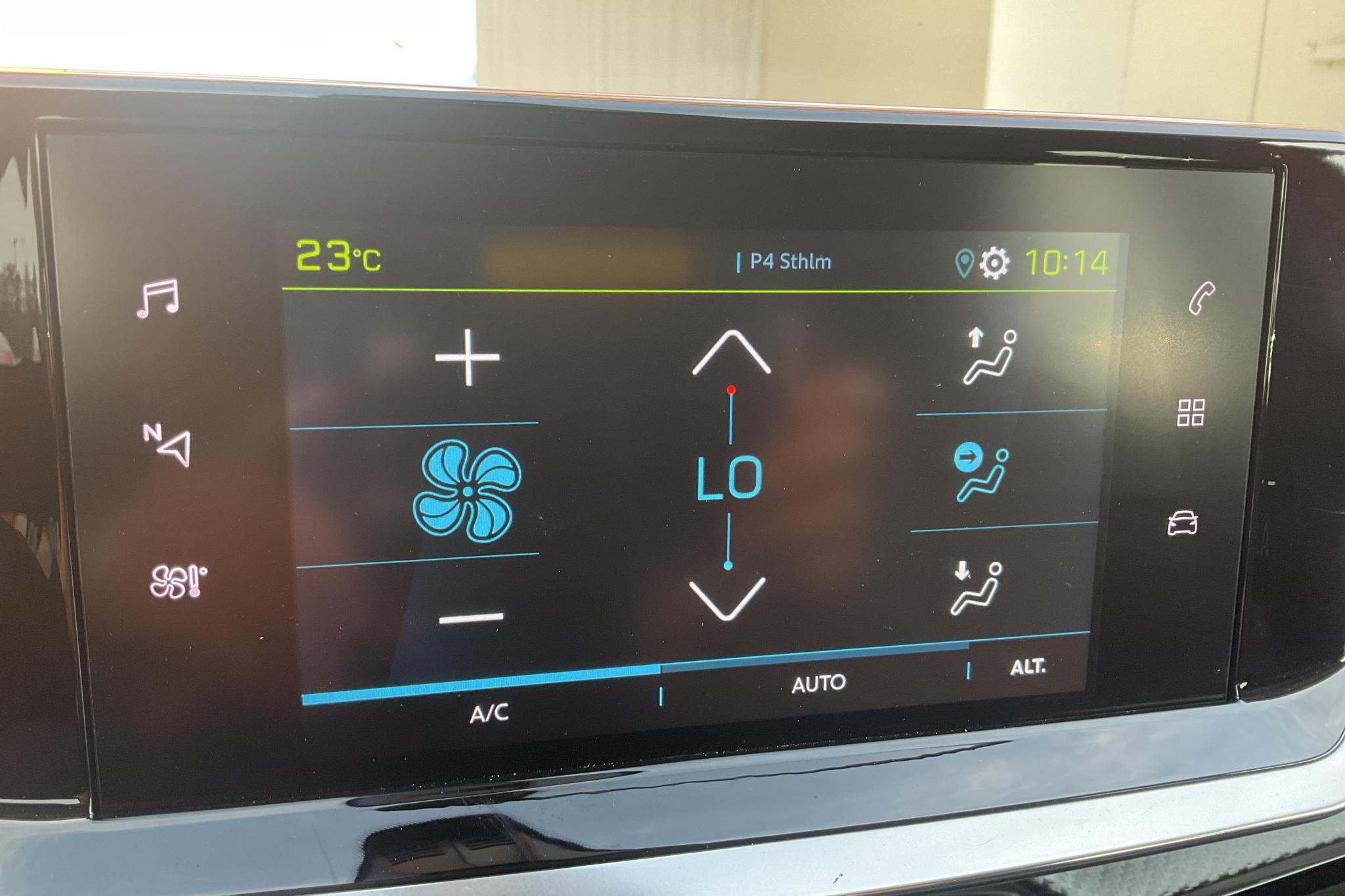 Peugeot e-2008 50 kWh (136hk) - 32 370 km - Automaattinen - oranssi - 2022