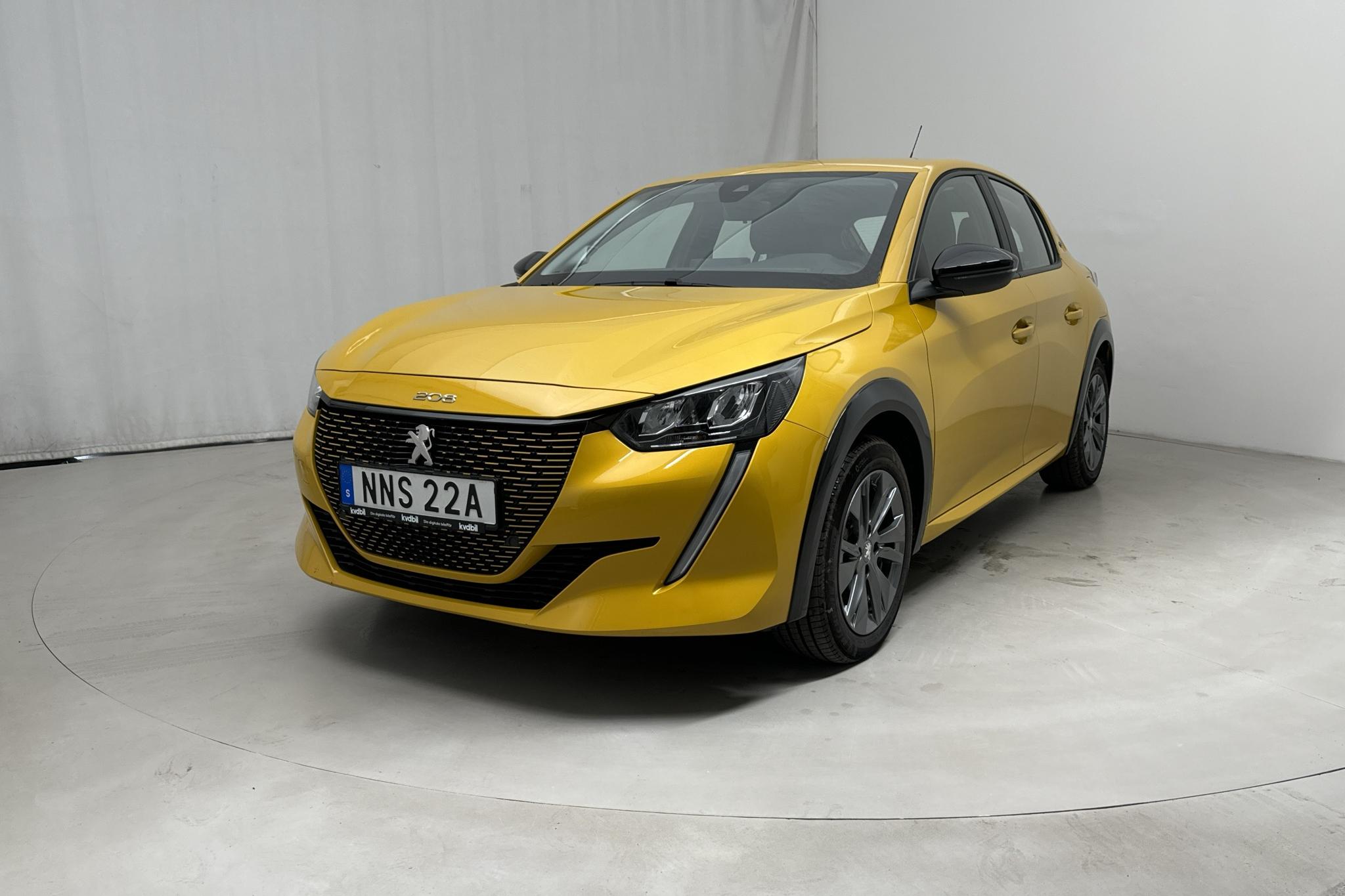 Peugeot e-208 50 kWh 5dr (136hk) - 17 150 km - Automatyczna - żółty - 2022