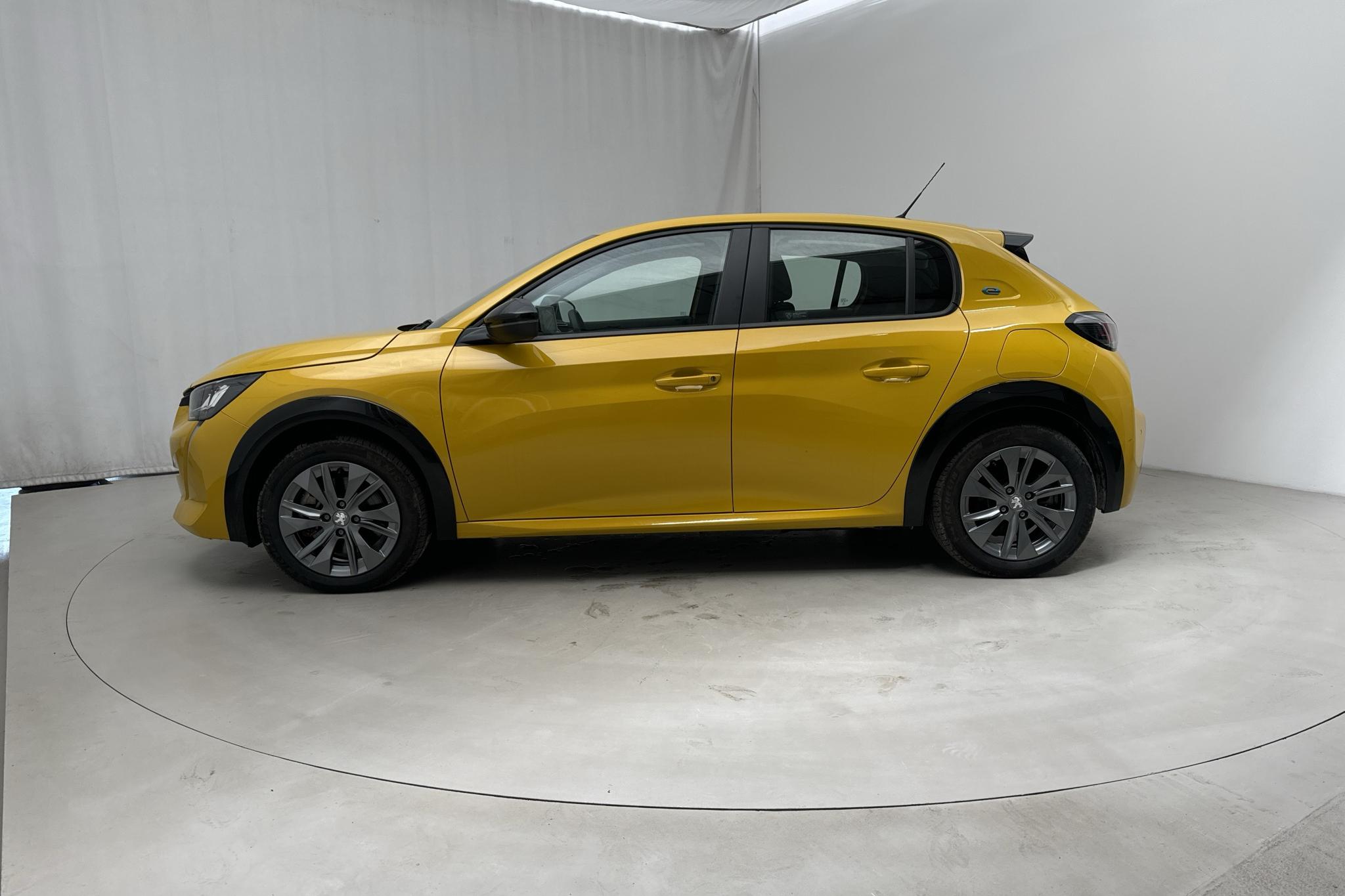 Peugeot e-208 50 kWh 5dr (136hk) - 17 150 km - Automatic - yellow - 2022