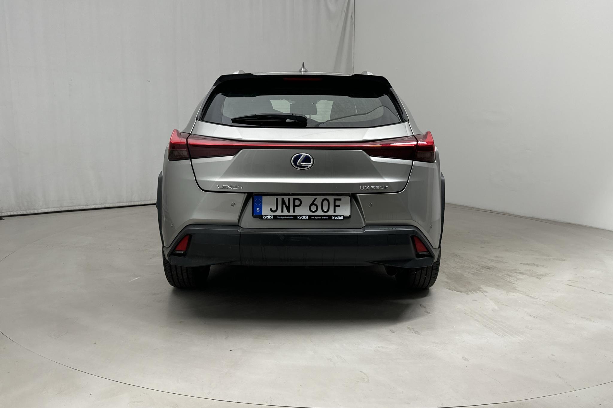 Lexus UX 250h AWD (178hk) - 54 620 km - Automaattinen - Light Grey - 2019