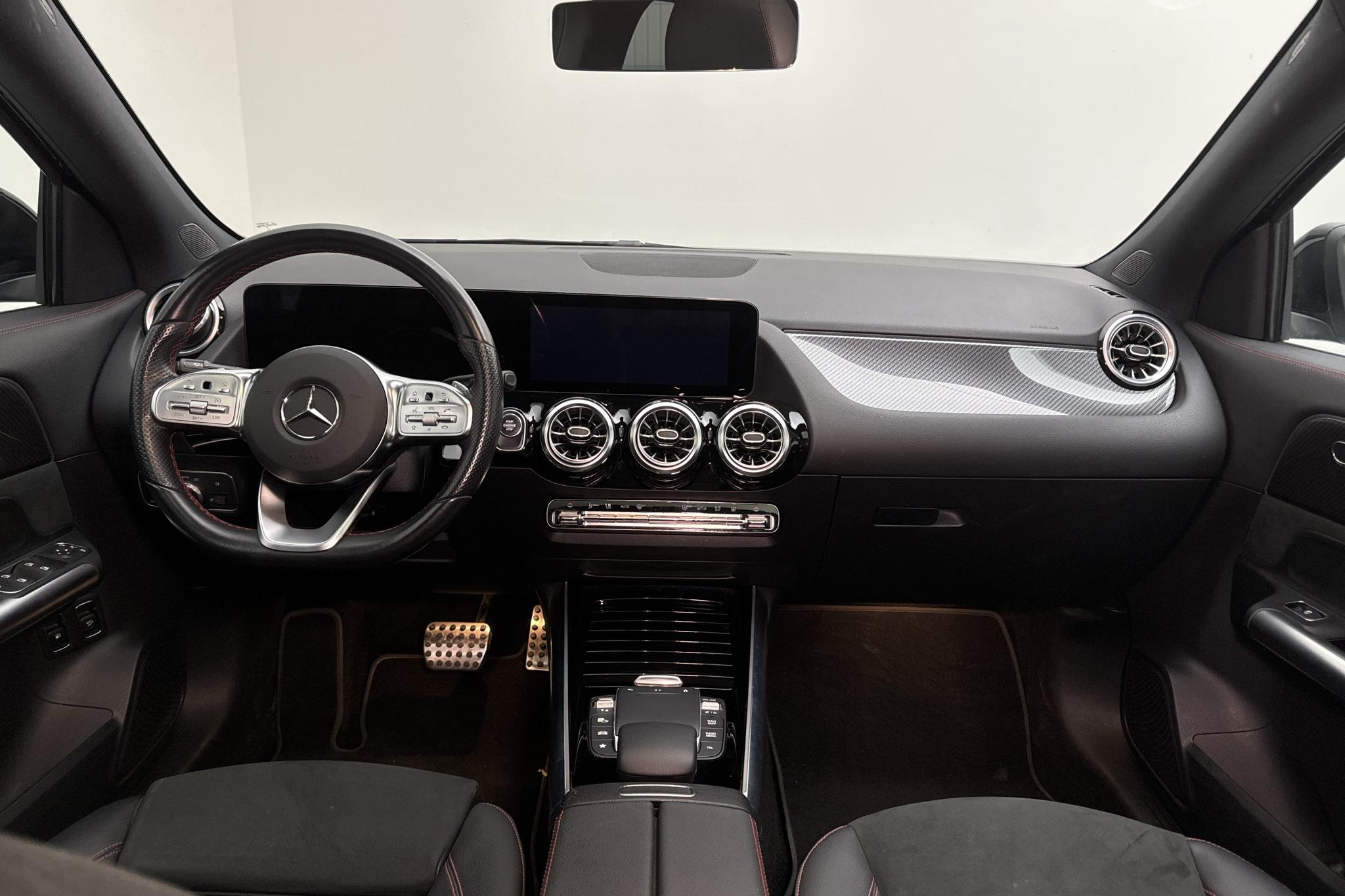 Mercedes GLA 250 e H247 (218hk) - 69 300 km - Automatyczna - czarny - 2023