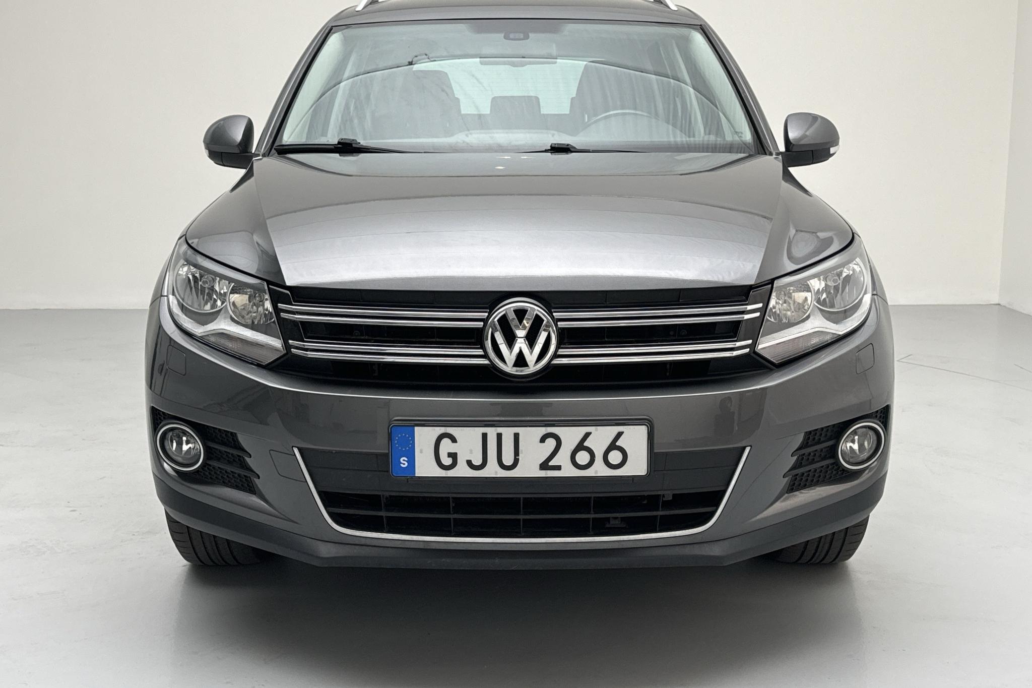 VW Tiguan 1.4 TSI 4MOTION (160hk) - 191 220 km - Manuaalinen - Dark Grey - 2014