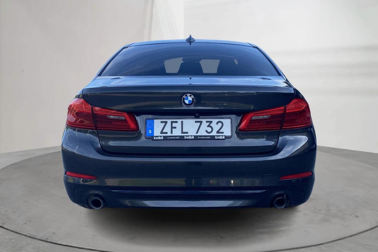 BMW 530e iPerformance Sedan, G30 (252hk) - 7 778 mil - Automat - grå - 2019