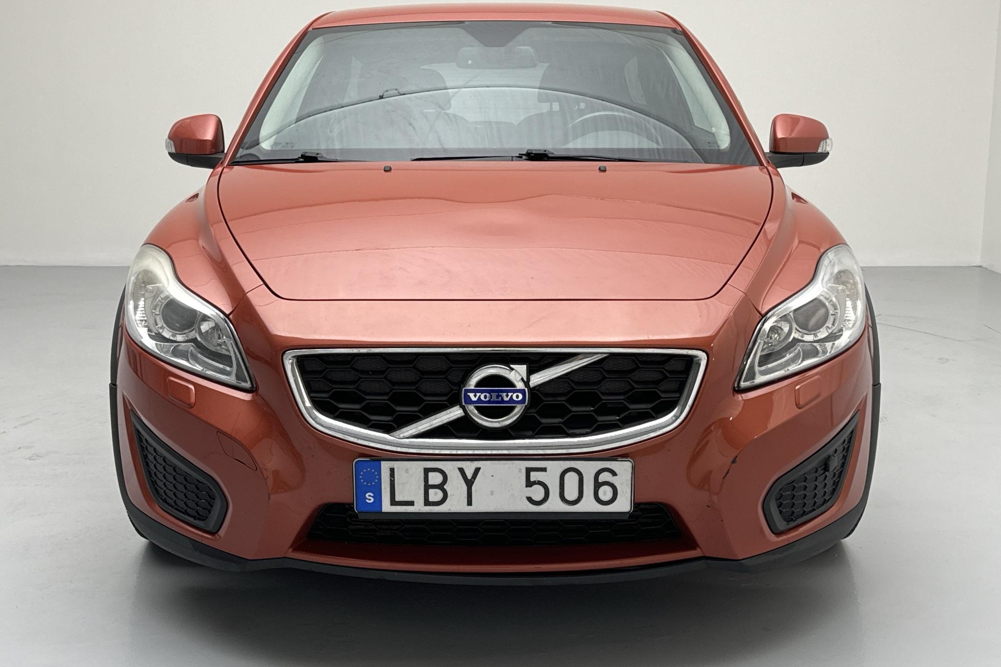 Volvo C30 1.6D DRIVe (109hk) - 163 490 km - Käsitsi - punane - 2011