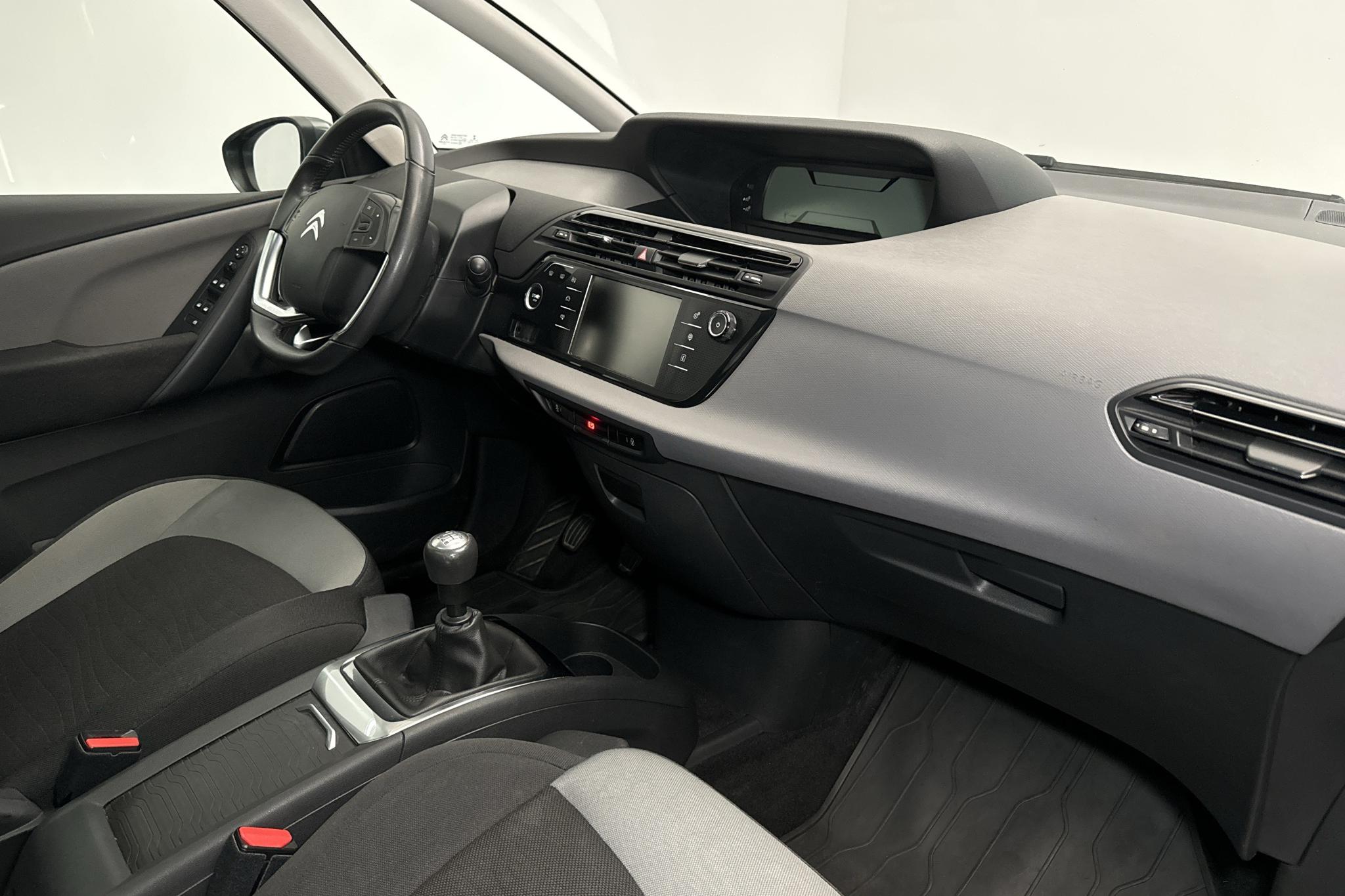 Citroen C4 Picasso Puretech (130hk) - 118 750 km - Käsitsi - hall - 2016