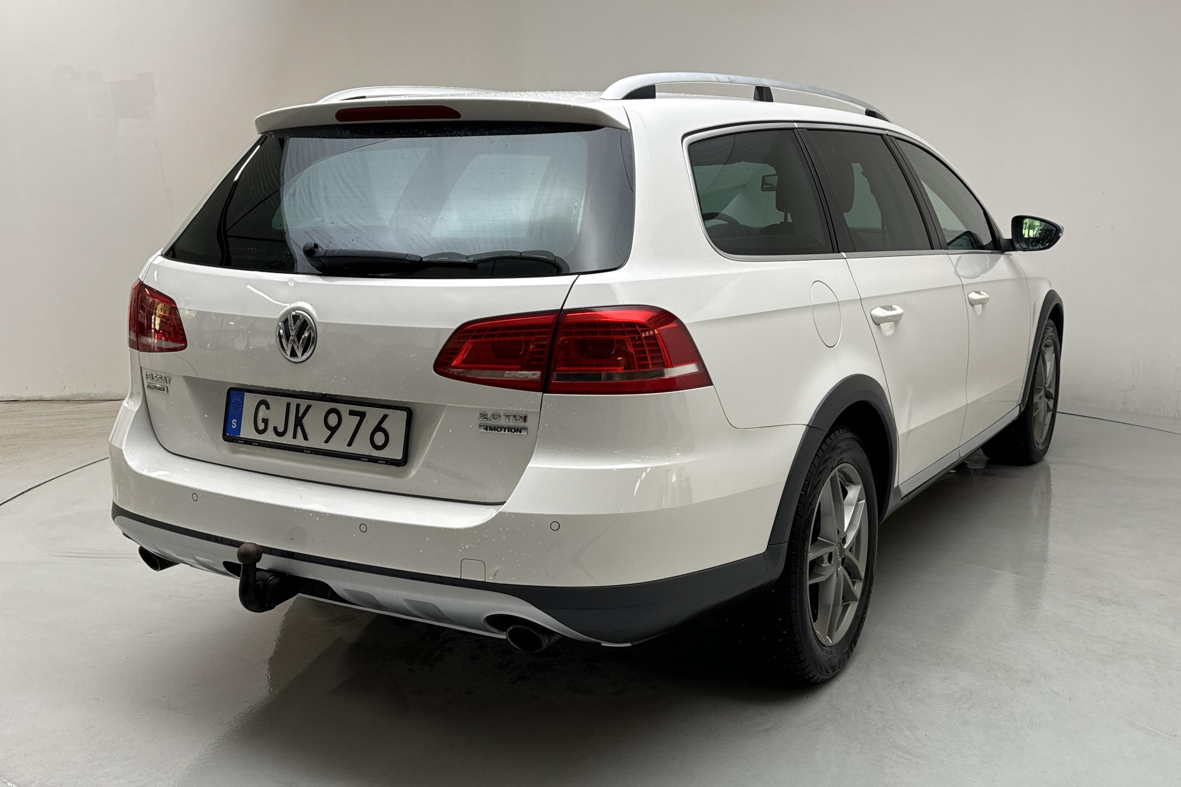 VW Passat Alltrack 2.0 TDI BlueMotion Technology 4Motion (177hk) - 238 380 km - Automaatne - valge - 2014