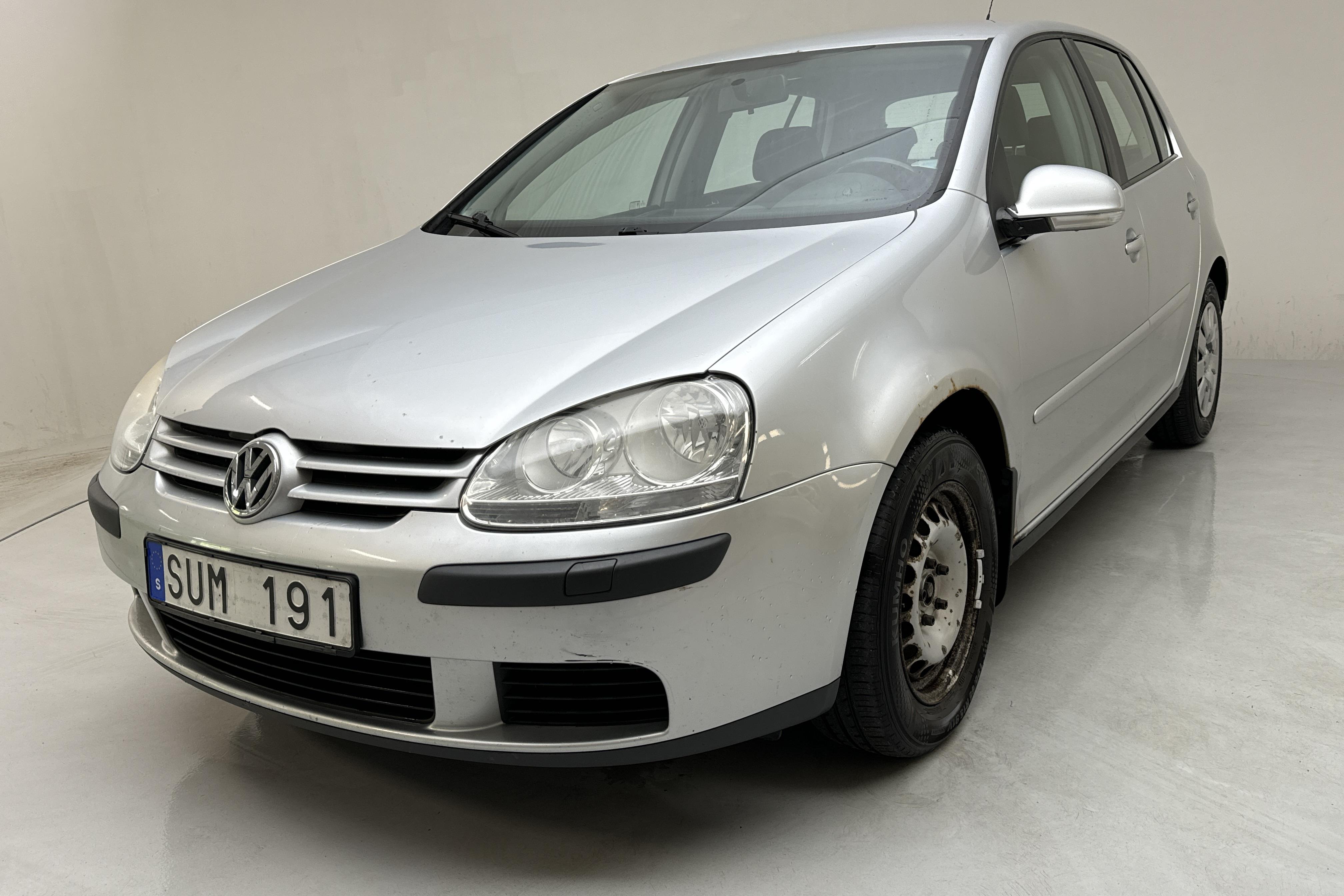 VW Golf A5 1.6 5dr (102hk) - 220 550 km - Manuaalinen - hopea - 2007