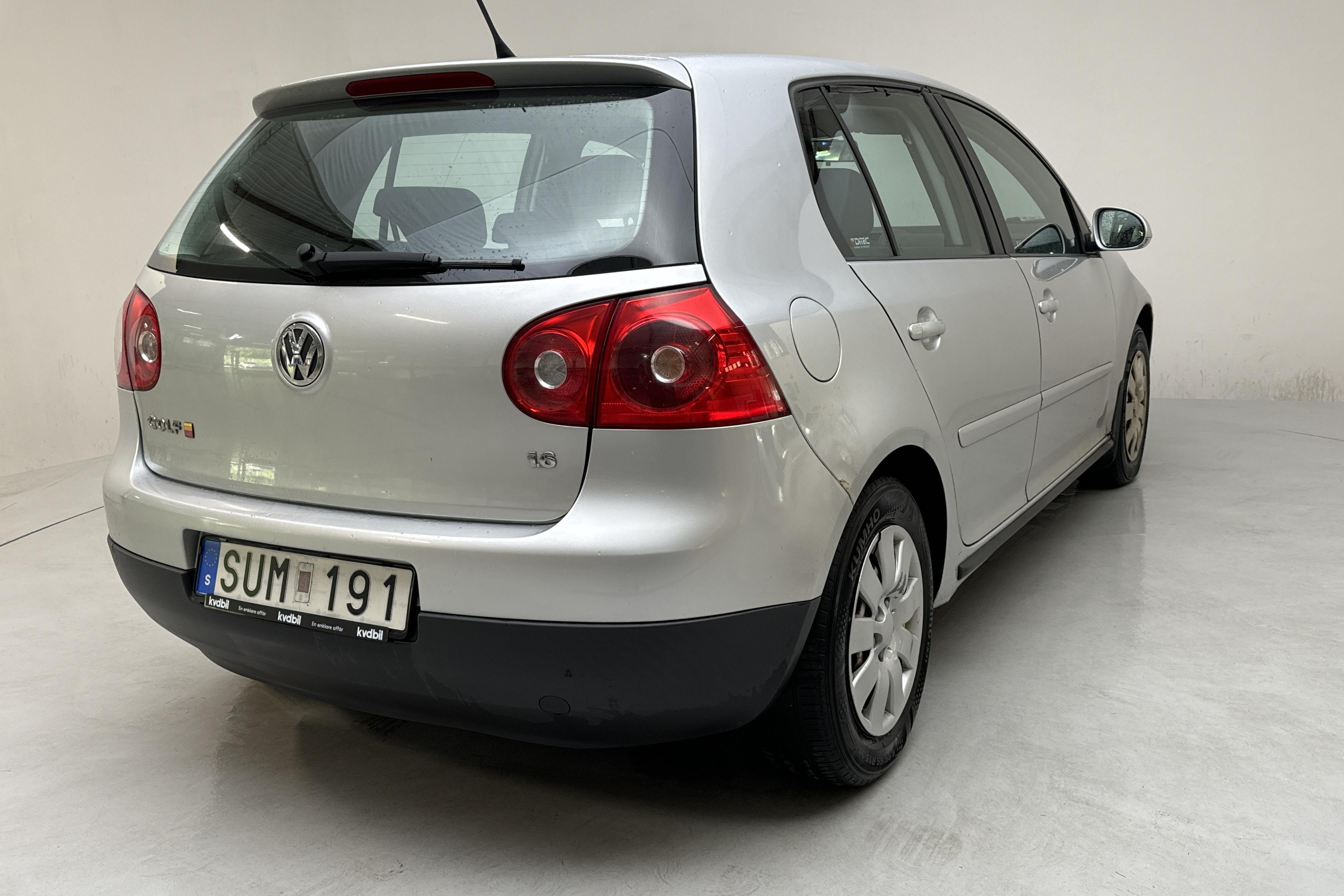 VW Golf A5 1.6 5dr (102hk) - 220 550 km - Käsitsi - hõbe - 2007