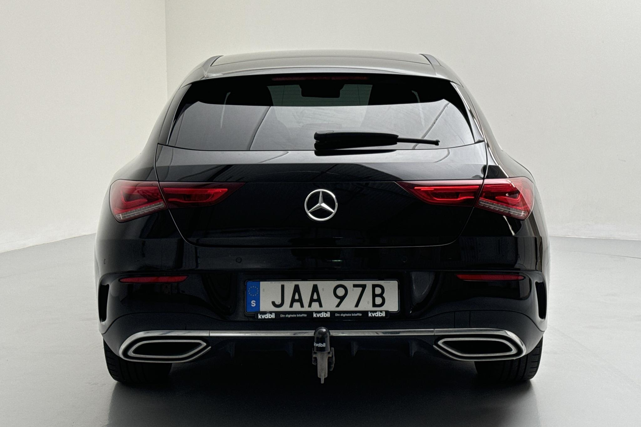 Mercedes CLA 250 e Shooting Brake X118 (218hk) - 79 110 km - Automatic - black - 2023