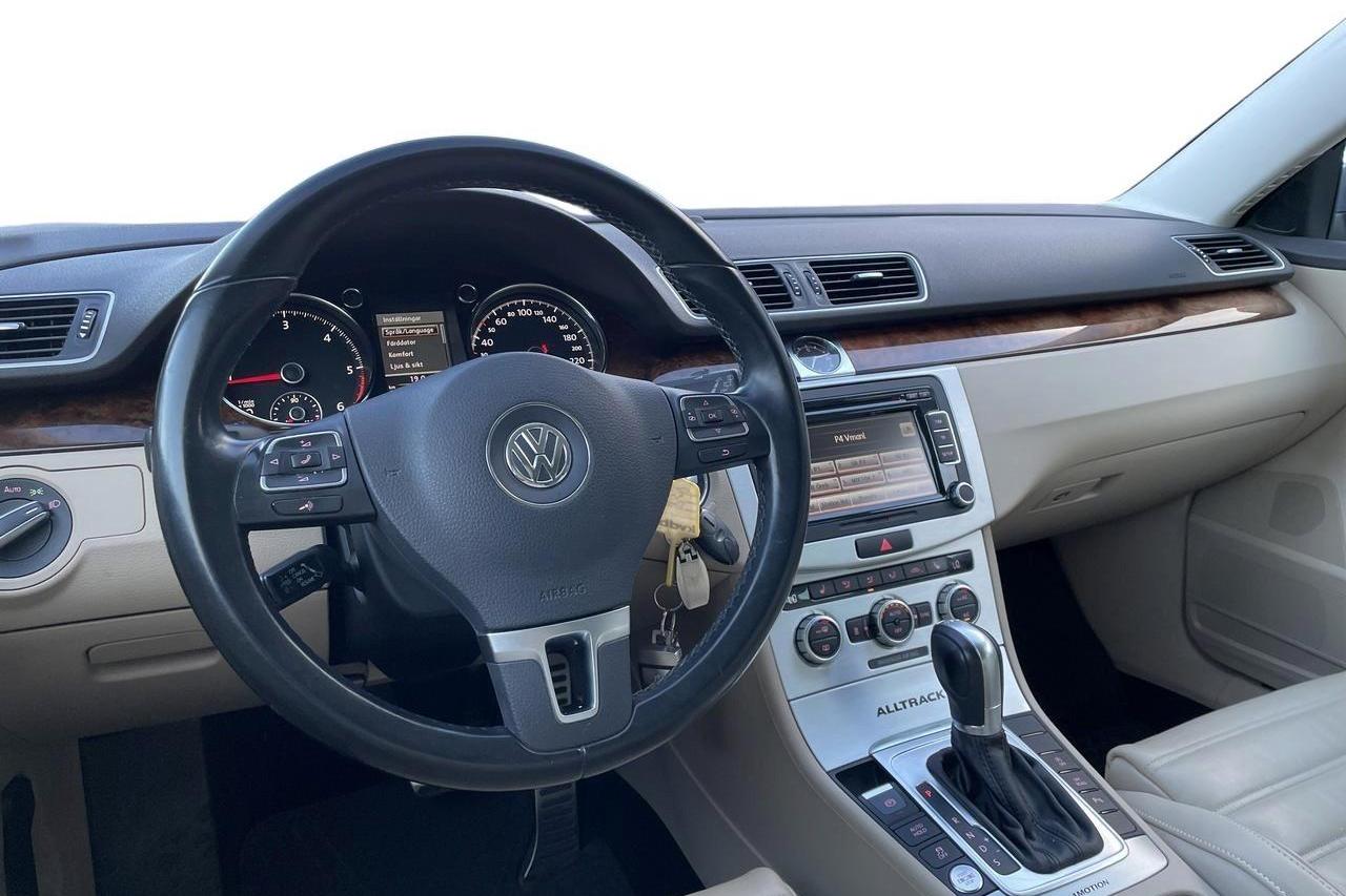 VW Passat Alltrack 2.0 TDI BlueMotion Technology 4Motion (177hk) - 19 225 mil - Automat - svart - 2014