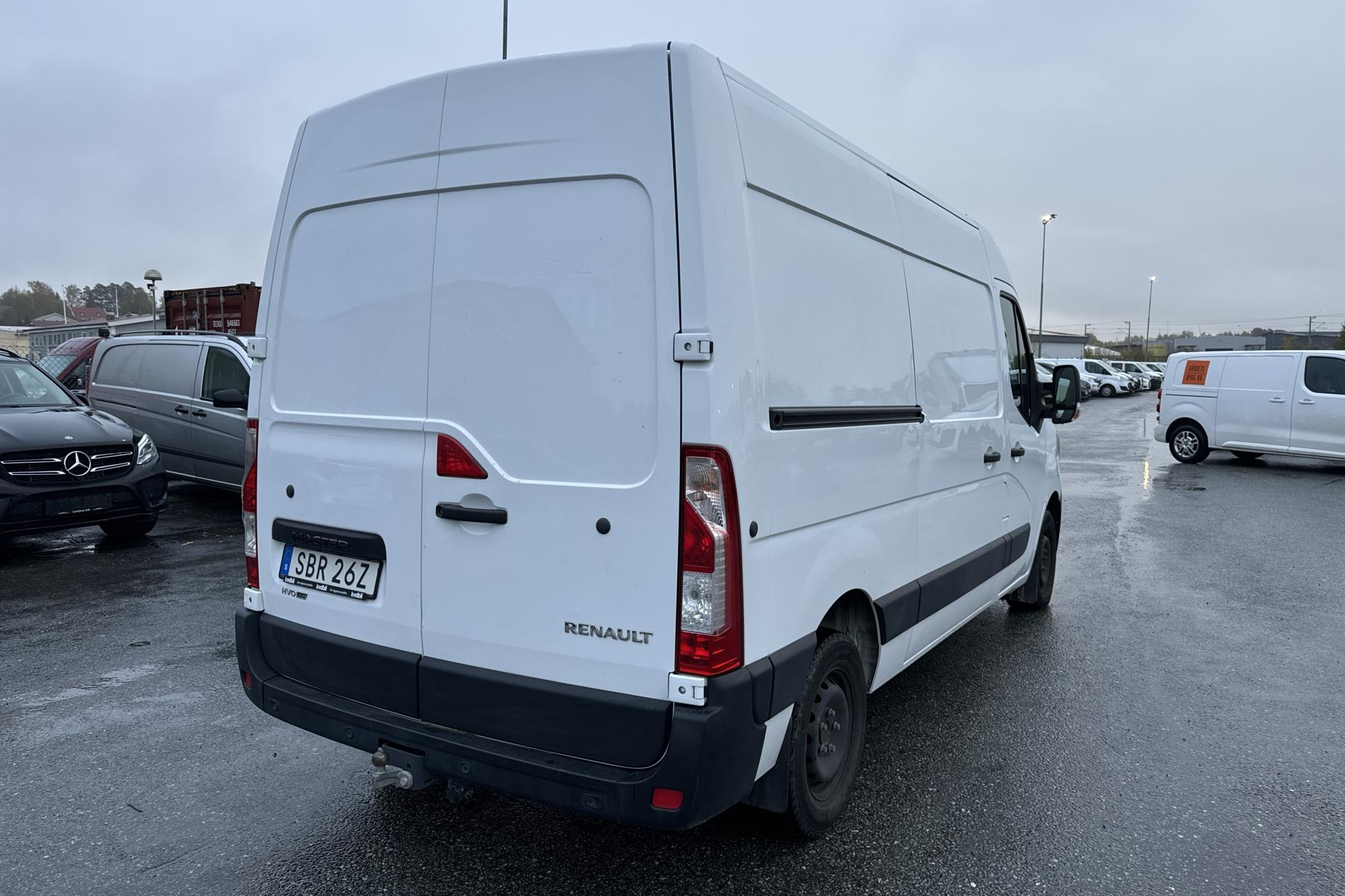 Renault Master 2.3 dCi FAP 2WD (135hk) - 45 450 km - Manualna - biały - 2021