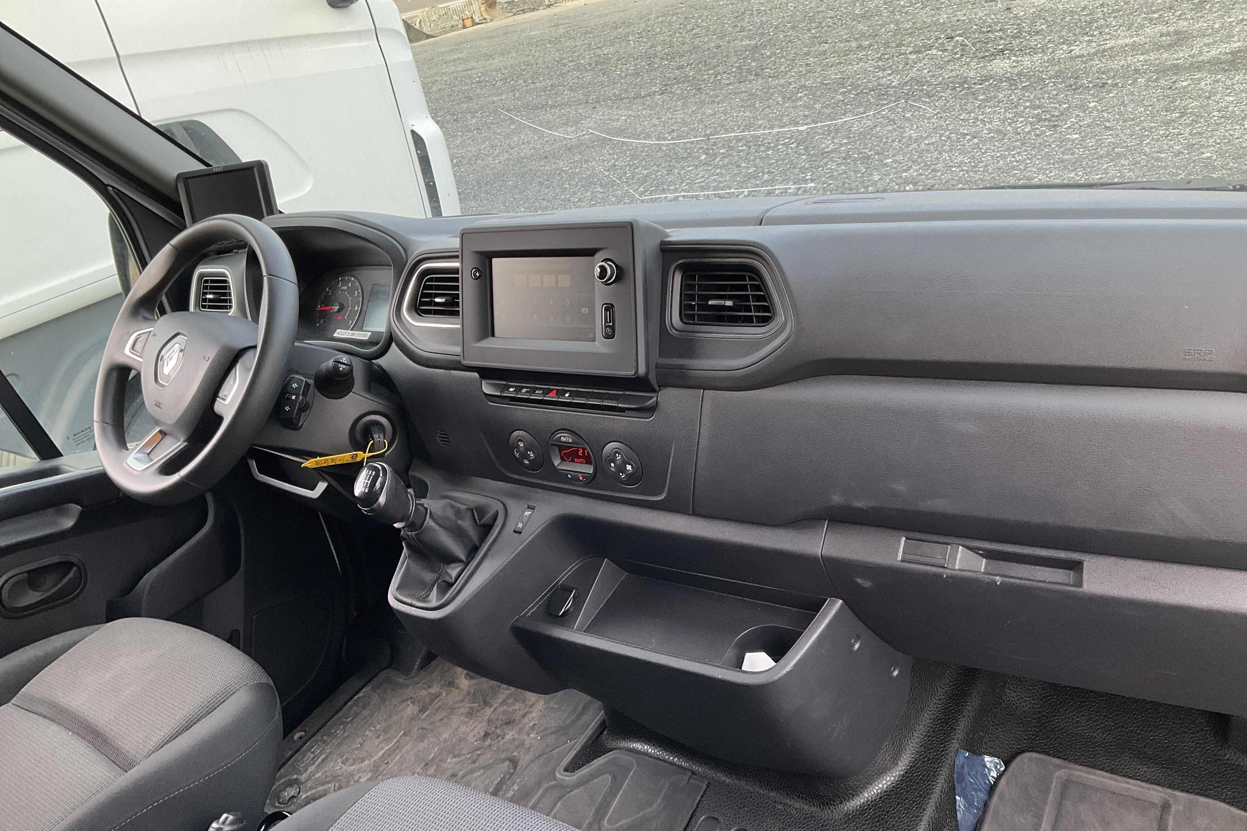 Renault Master 2.3 dCi Volymskåp 2WD (180hk) - 7 697 mil - Manuell - vit - 2020