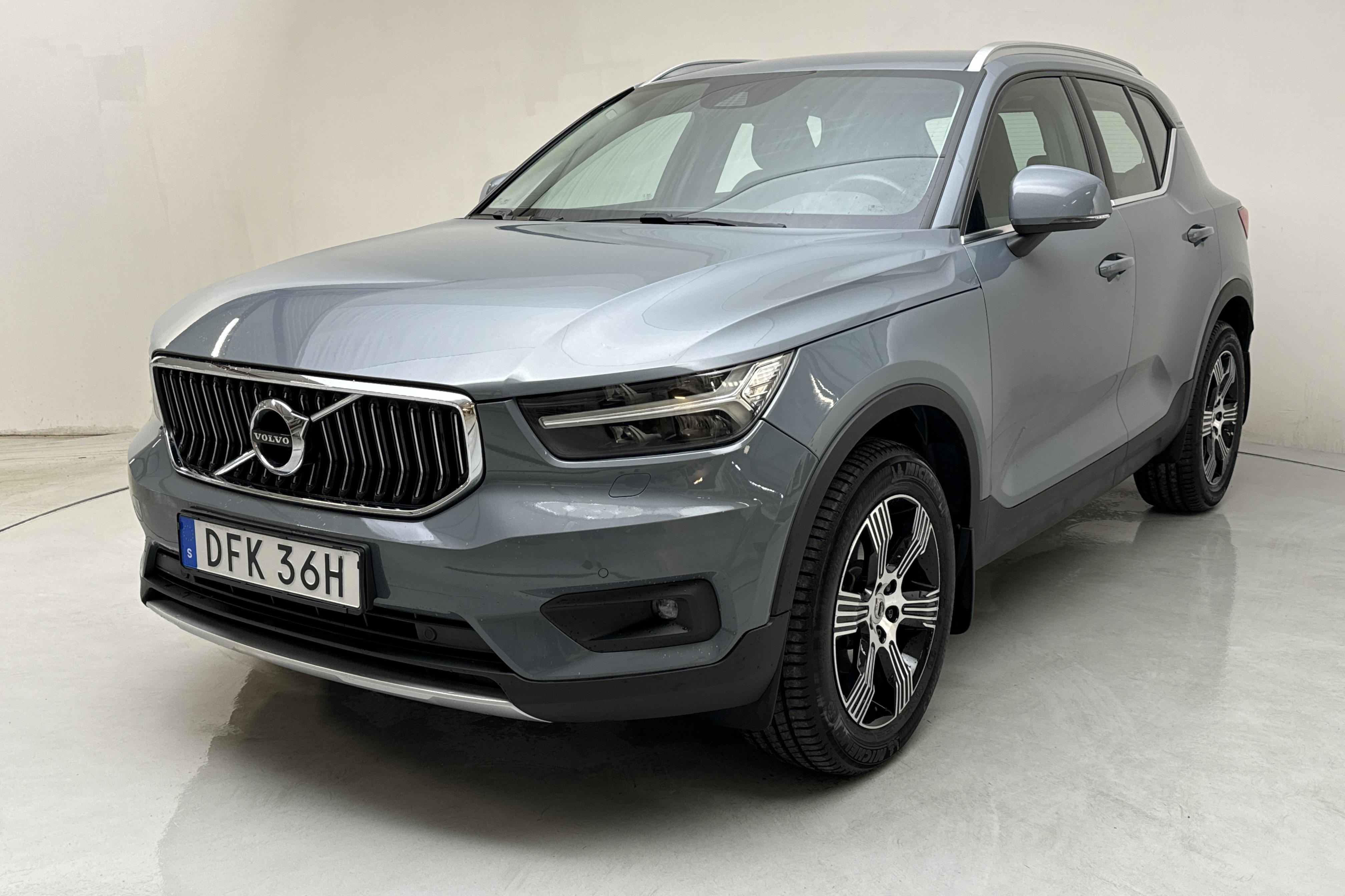 Volvo XC40 D3 2WD (150hk) - 80 630 km - Automaattinen - harmaa - 2020