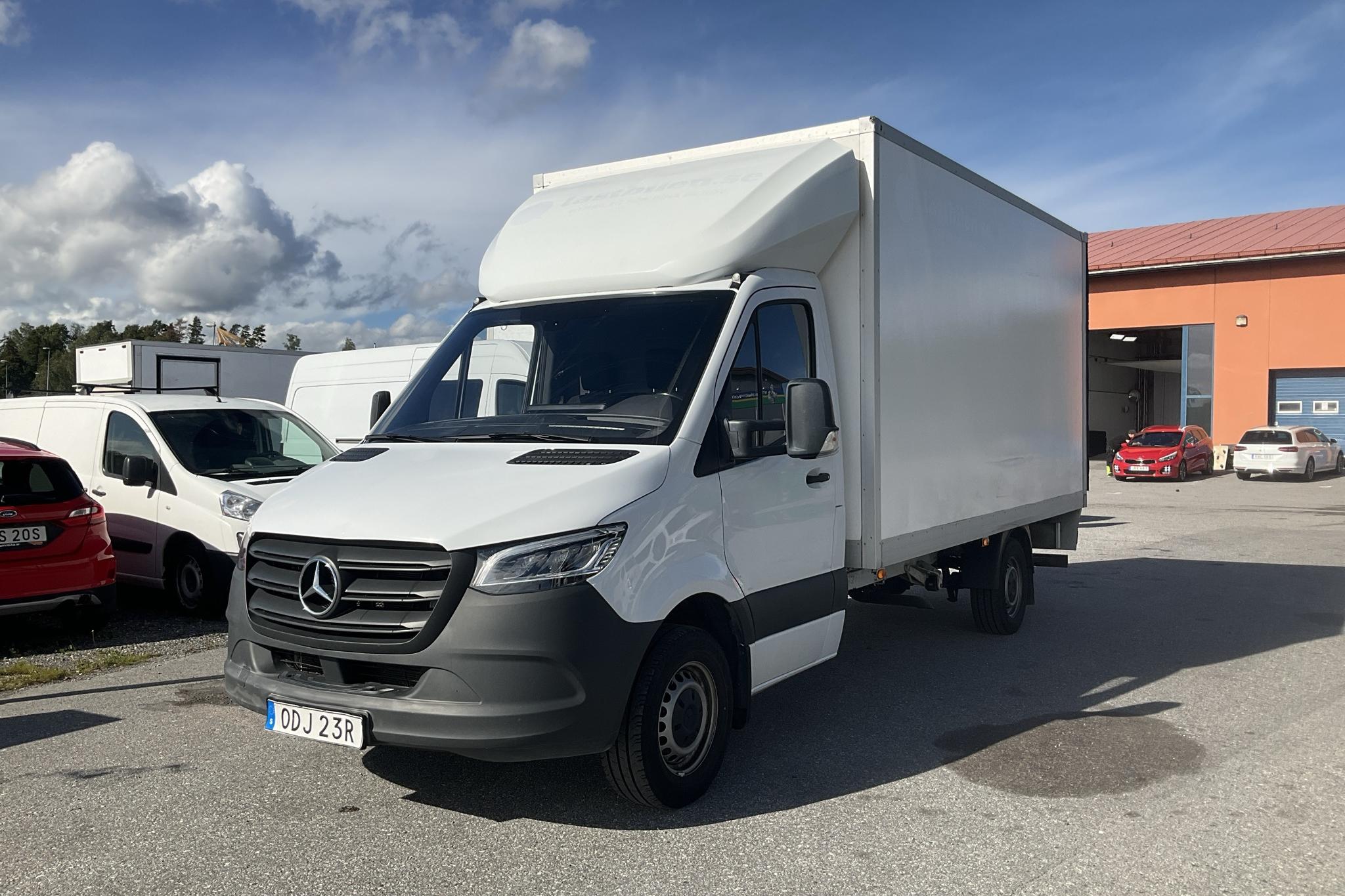 Mercedes Sprinter 317 CDI Volymskåp RWD (170hk) - 68 030 km - Automatic - white - 2023