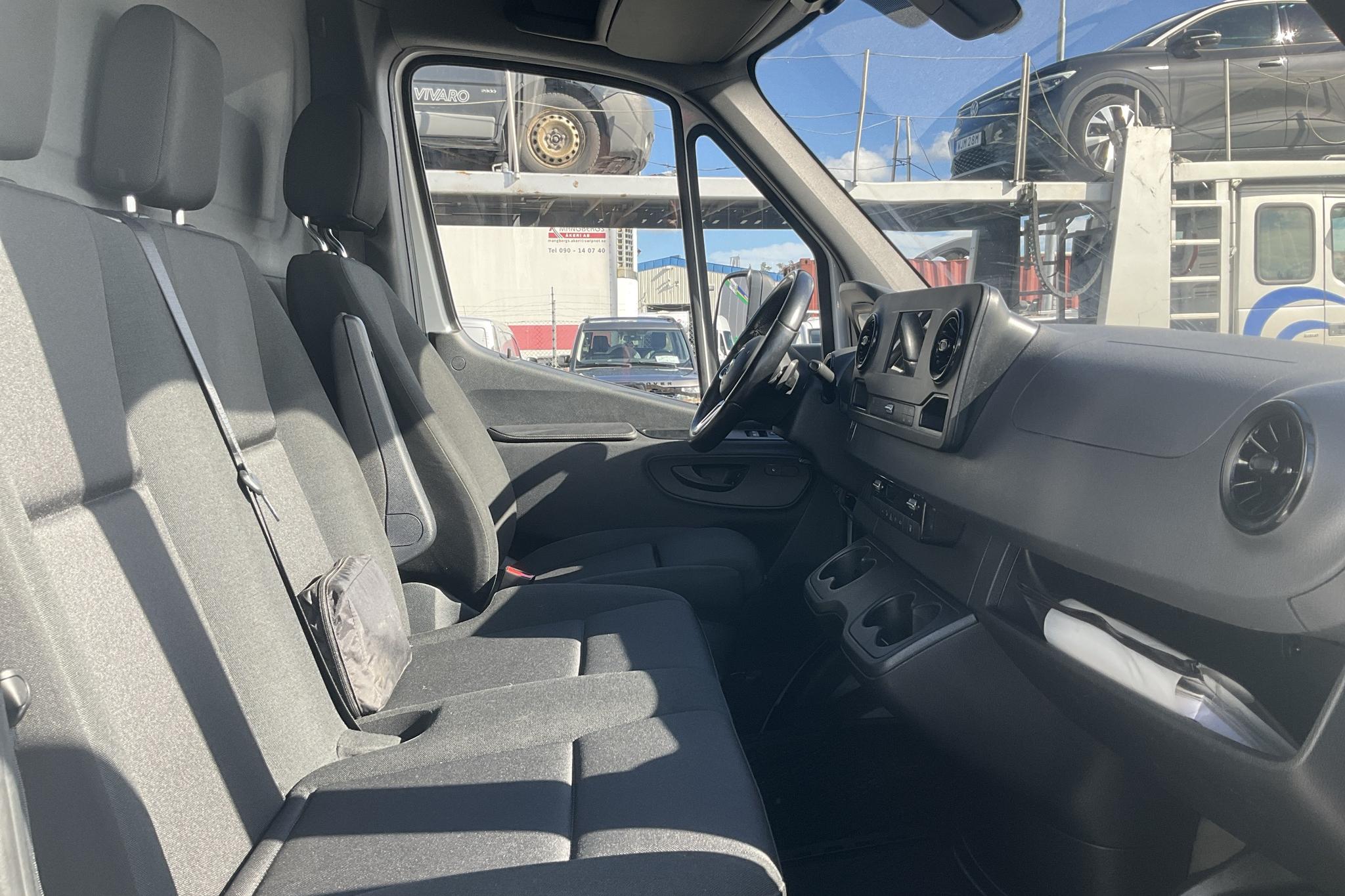 Mercedes Sprinter 317 CDI Volymskåp RWD (170hk) - 68 030 km - Automaatne - valge - 2023