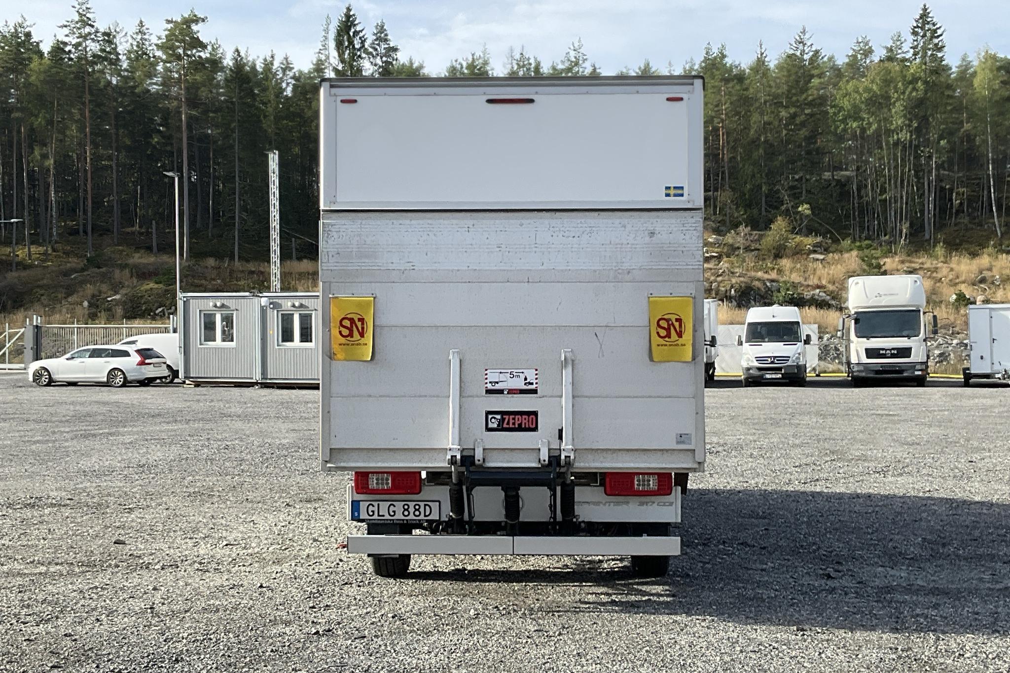 Mercedes Sprinter 317 CDI Volymskåp RWD (170hk) - 52 270 km - Automatic - white - 2023