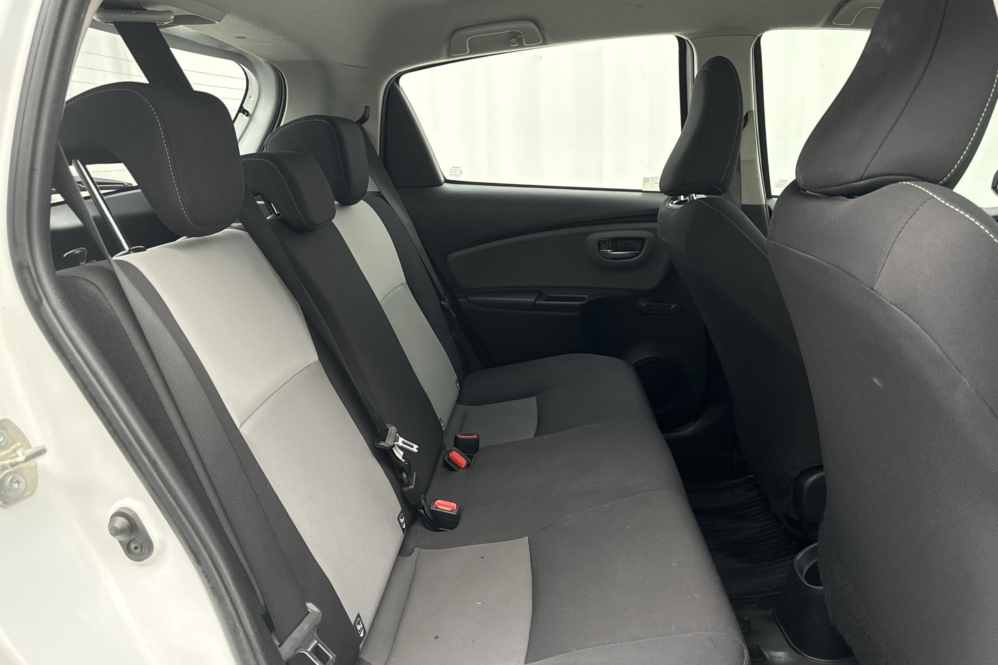 Toyota Yaris 1.5 5dr (111hk) - 155 520 km - Automaattinen - valkoinen - 2018