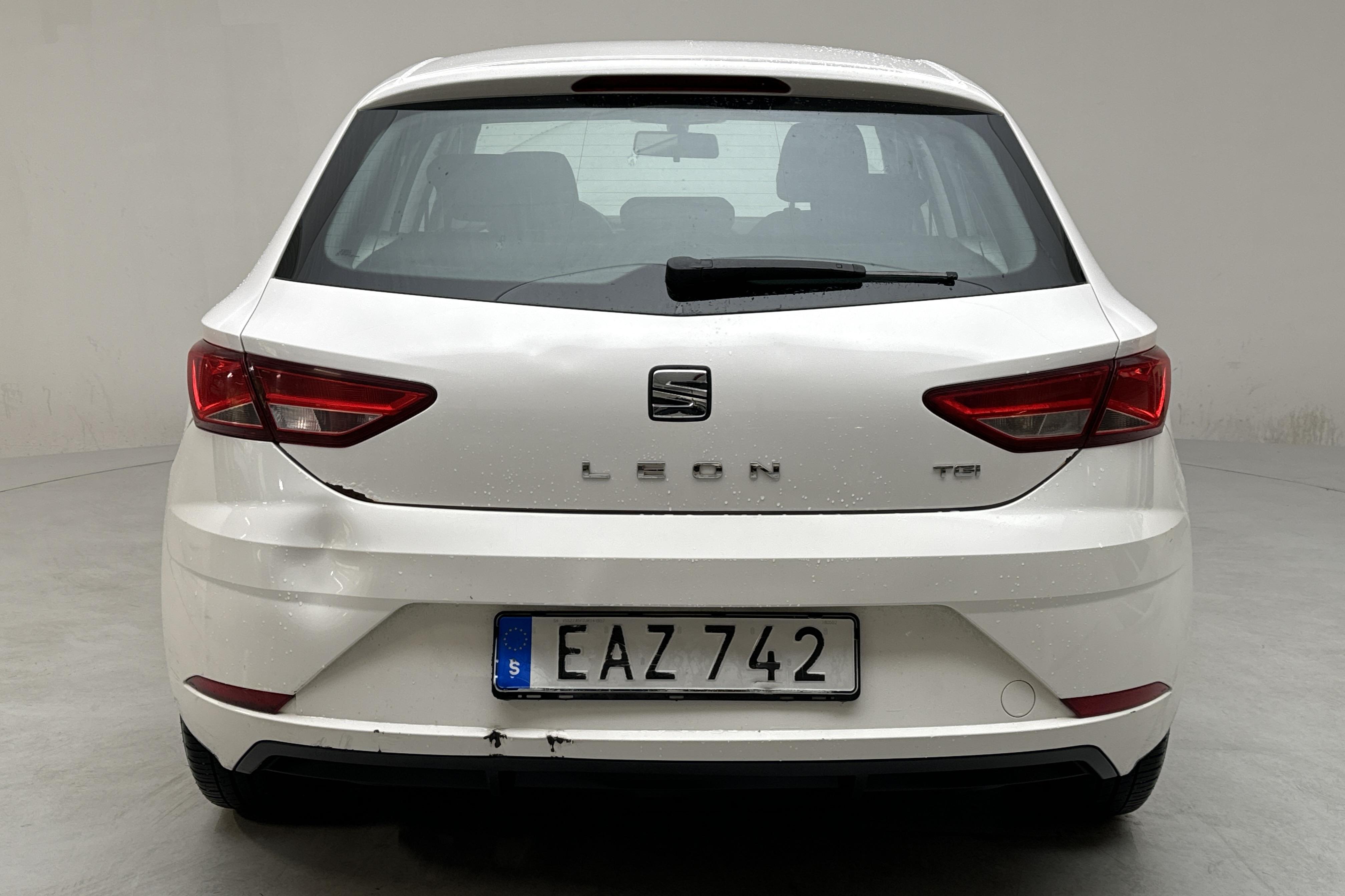 Seat Leon 1.4 TGI 5dr (110hk) - 213 070 km - Manual - white - 2018