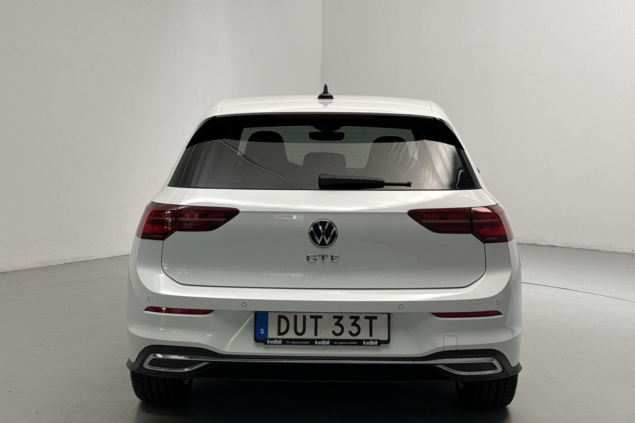 VW Golf VIII 1.4 eHybrid 5dr (204hk) - 140 010 km - Automatic - white - 2021