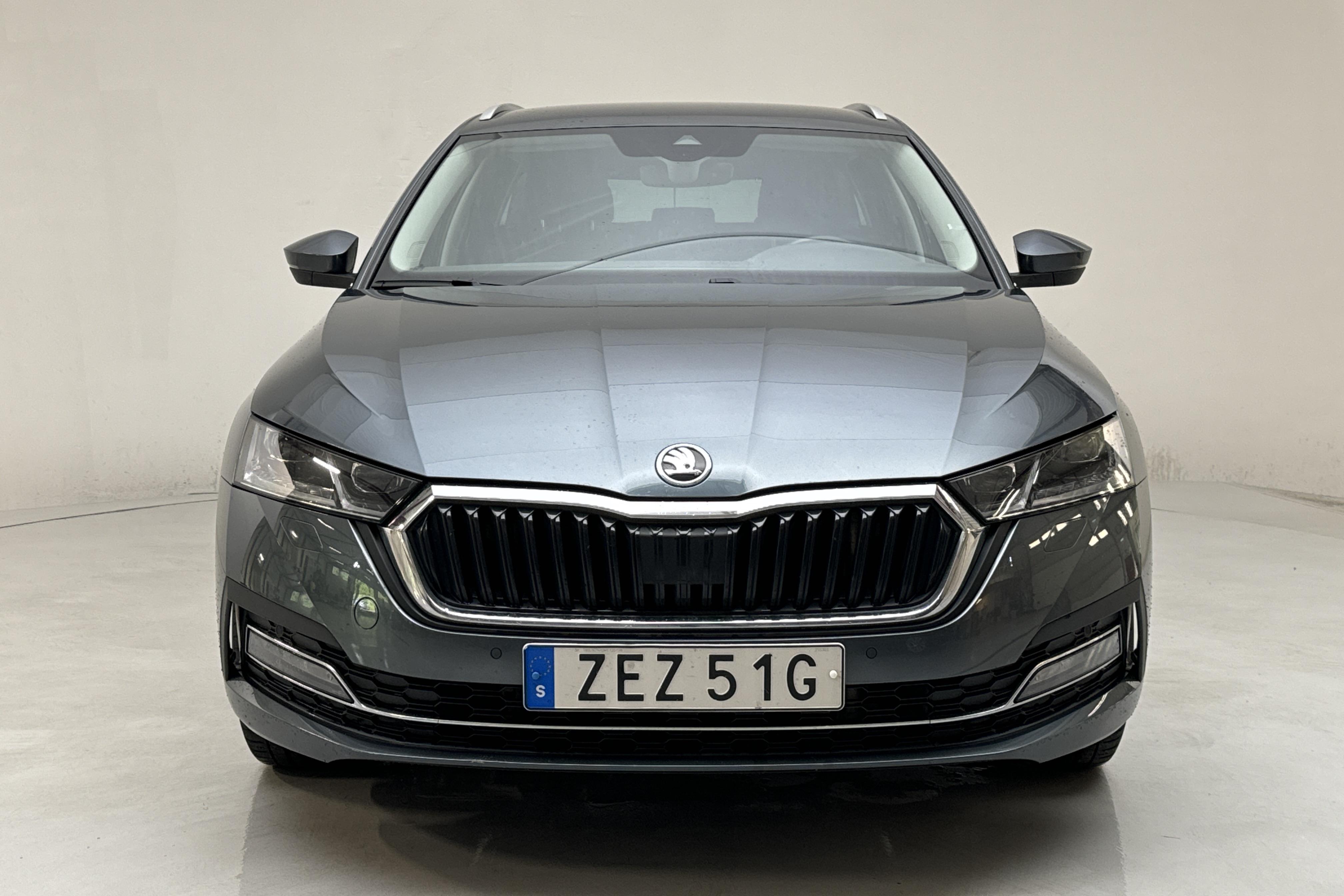 Skoda Octavia 1.4 iV PHEV Combi (204hk) - 82 130 km - Automatyczna - szary - 2021