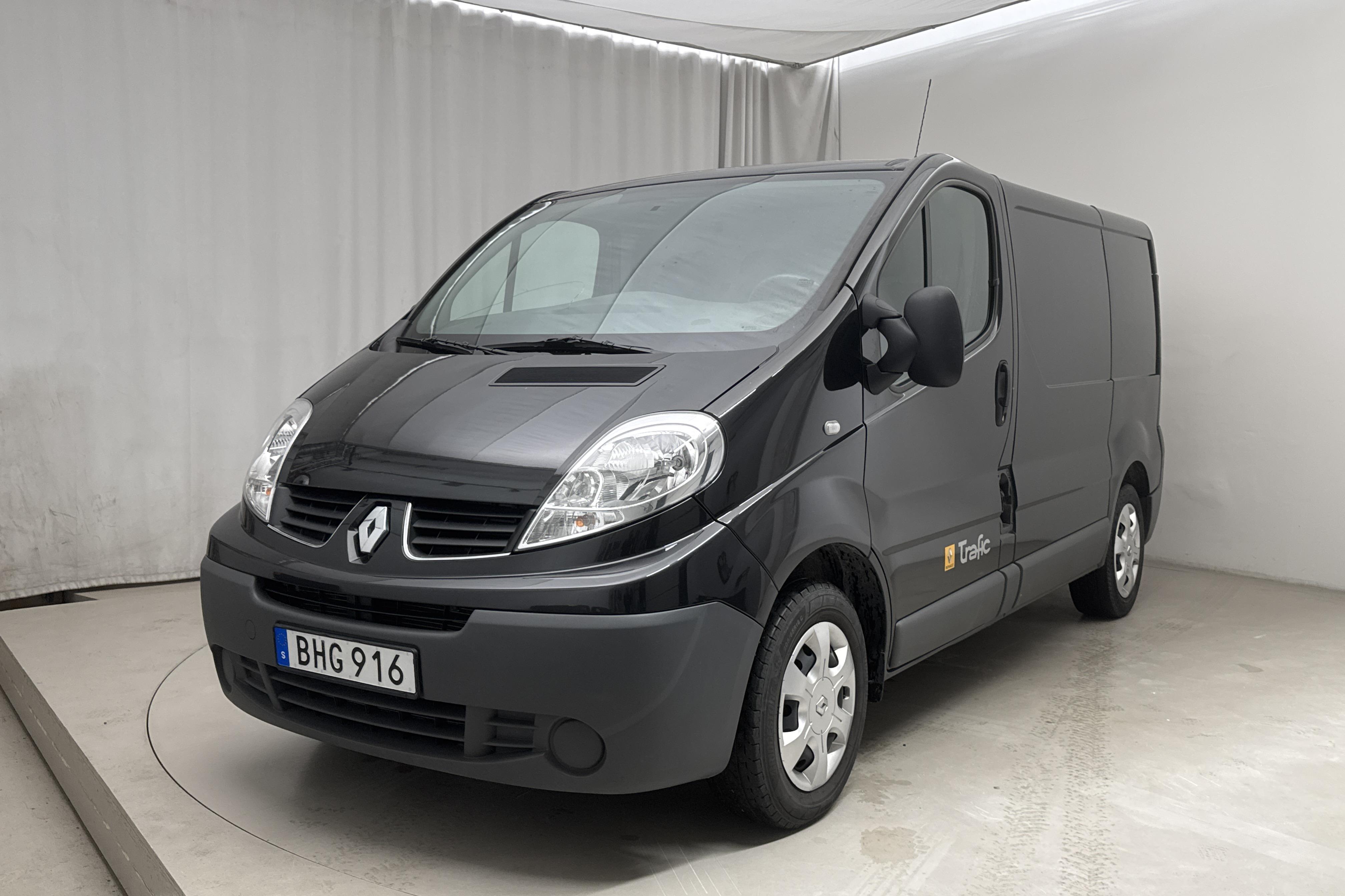 Renault Trafic 2.0 dCi Skåp/Buss (90hk) - 13 267 mil - Manuell - svart - 2014