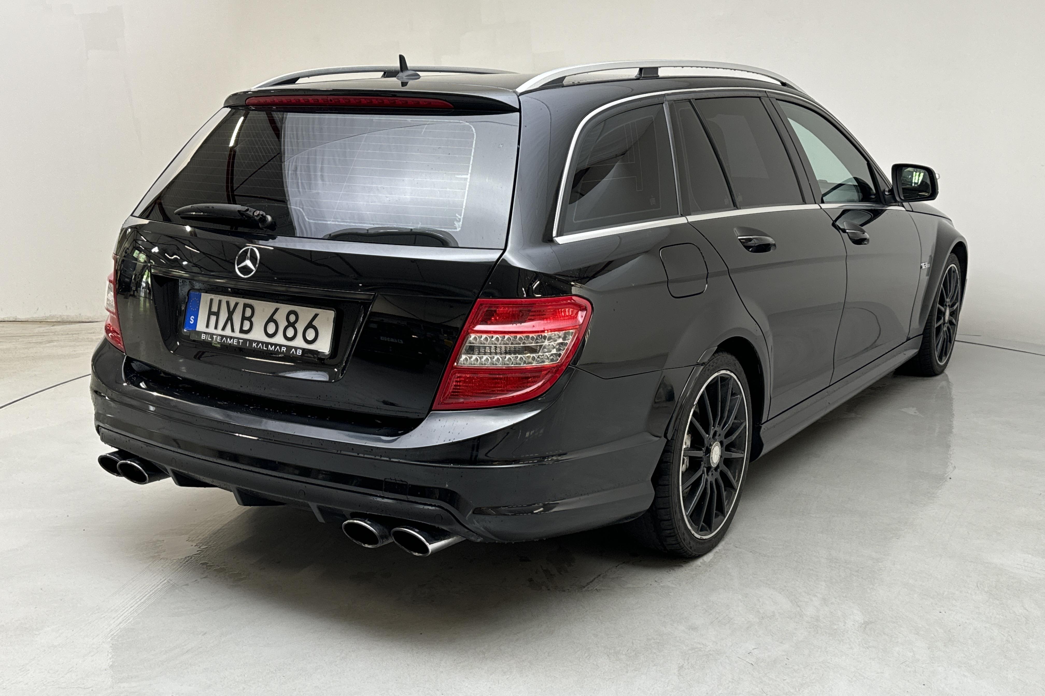 Mercedes C 63 AMG Kombi S204 (457hk) - 149 590 km - Automatic - black - 2009