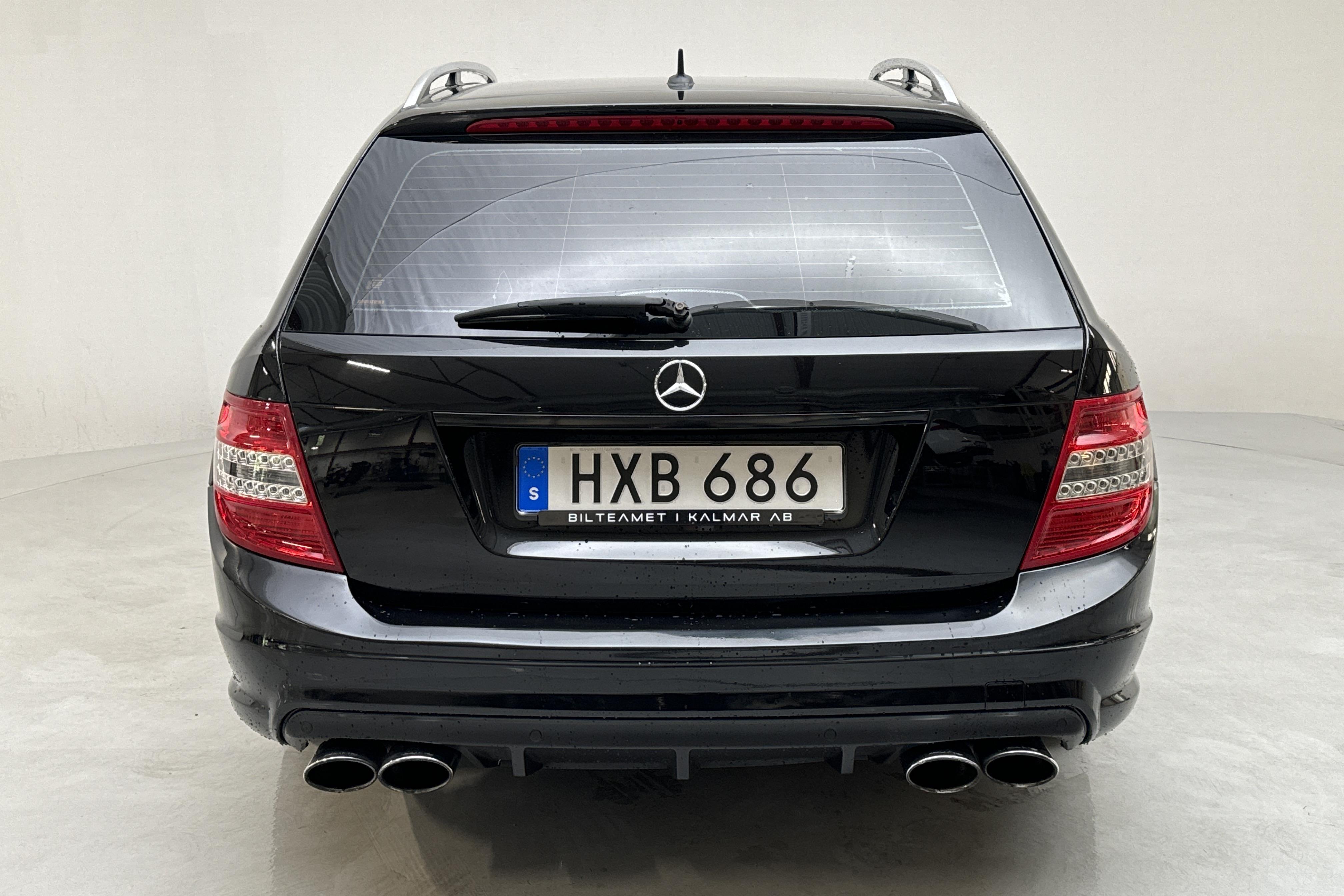 Mercedes C 63 AMG Kombi S204 (457hk) - 149 590 km - Automaattinen - musta - 2009