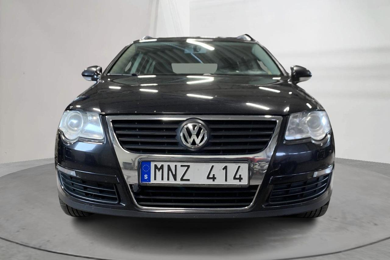 VW Passat 1.8 TSI Variant (160hk) - 205 440 km - Käsitsi - must - 2009