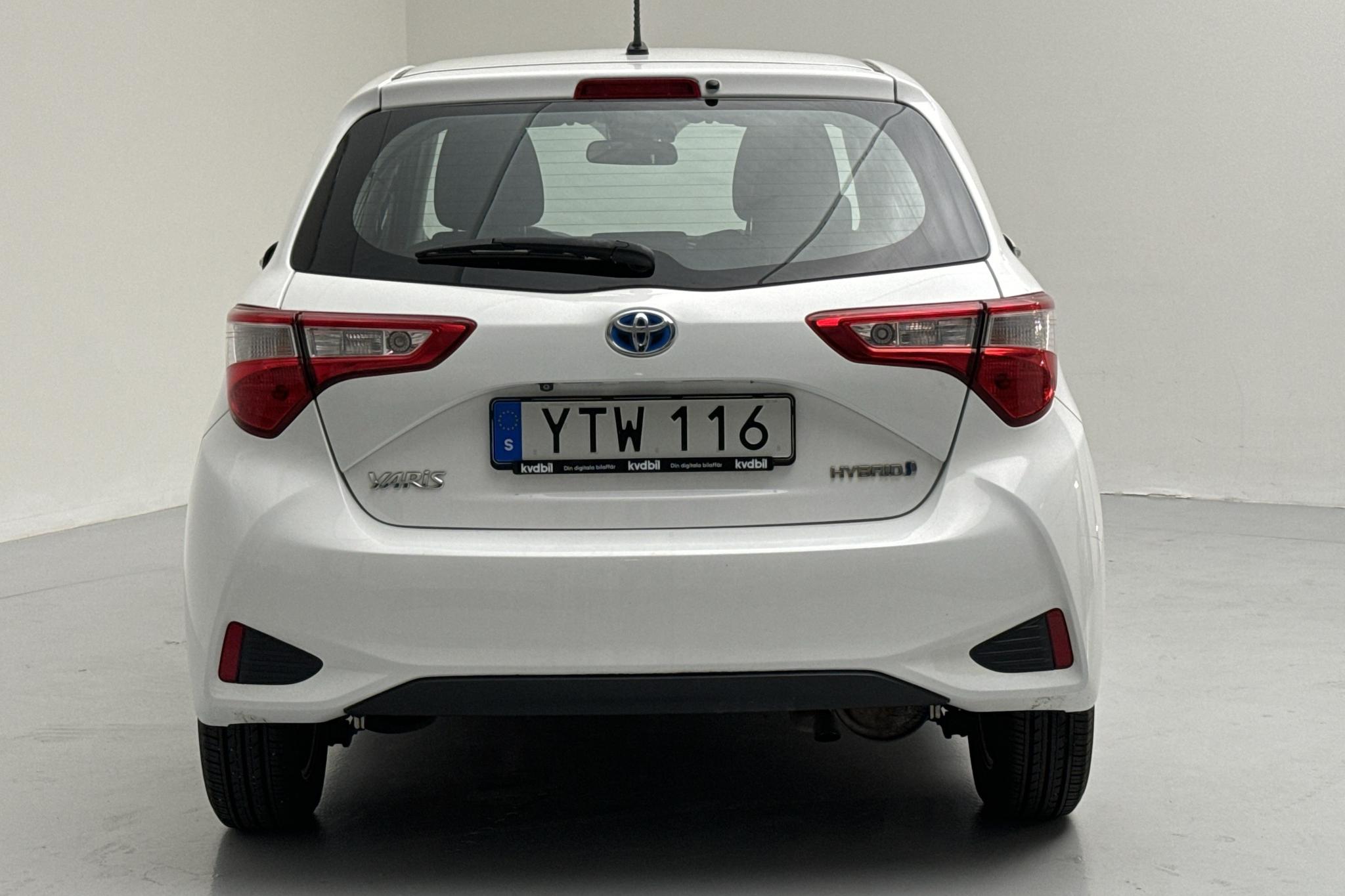 Toyota Yaris 1.5 Hybrid 5dr (101hk) - 72 120 km - Automaattinen - valkoinen - 2018