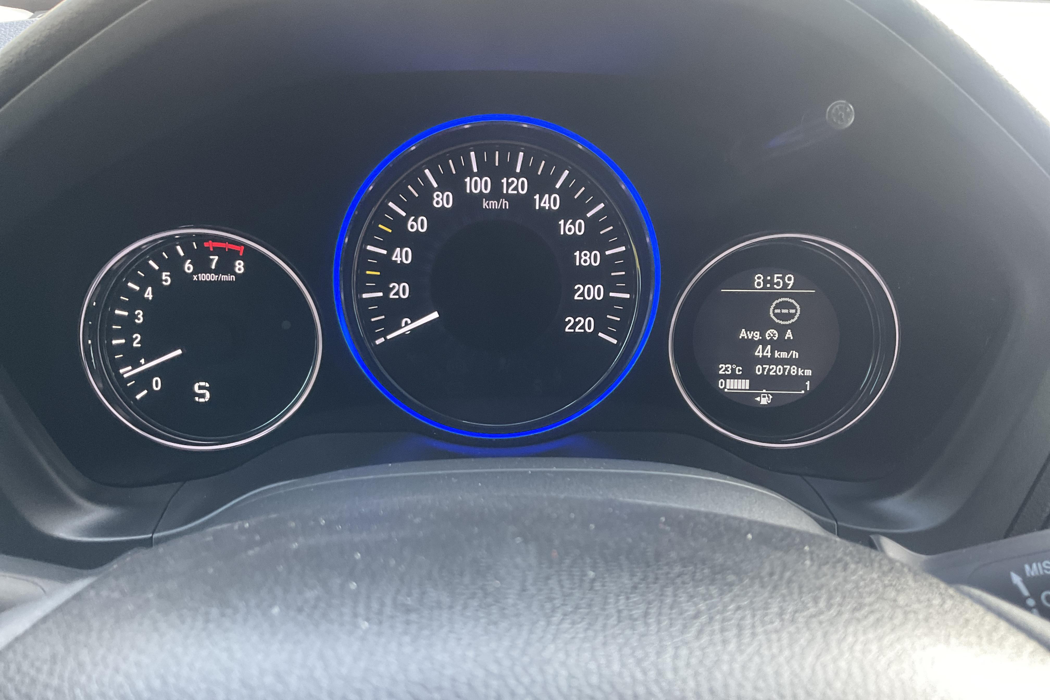 Honda HR-V 1.5 2WD (130hk) - 72 080 km - Automatyczna - czerwony - 2016