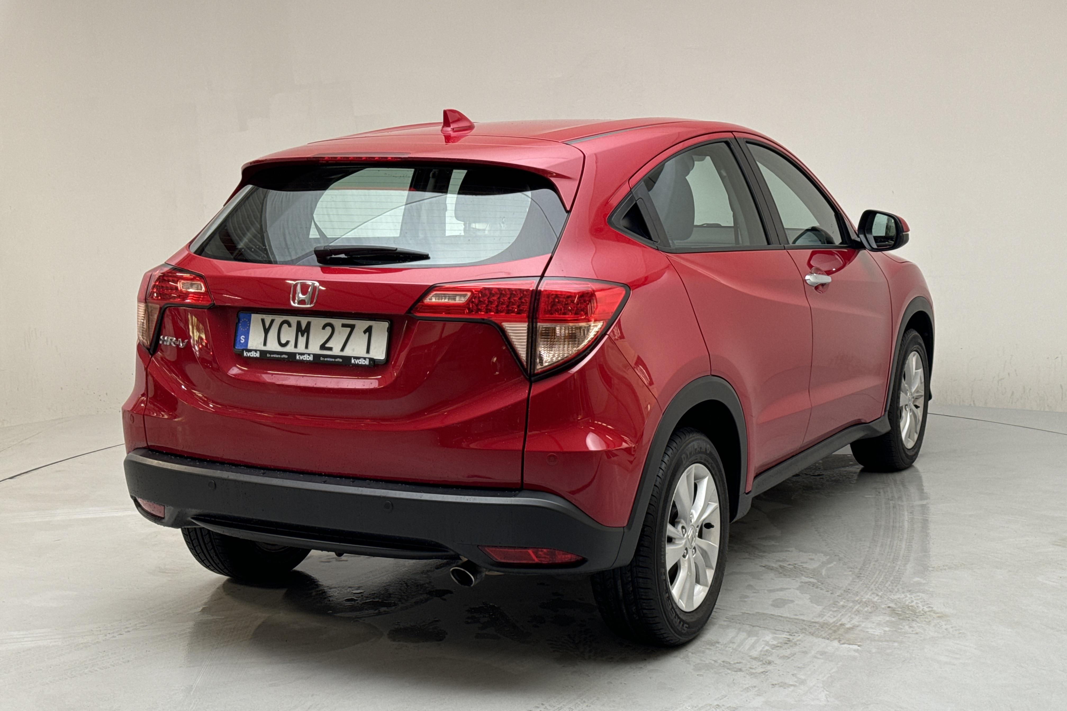 Honda HR-V 1.5 2WD (130hk) - 72 080 km - Automatyczna - czerwony - 2016