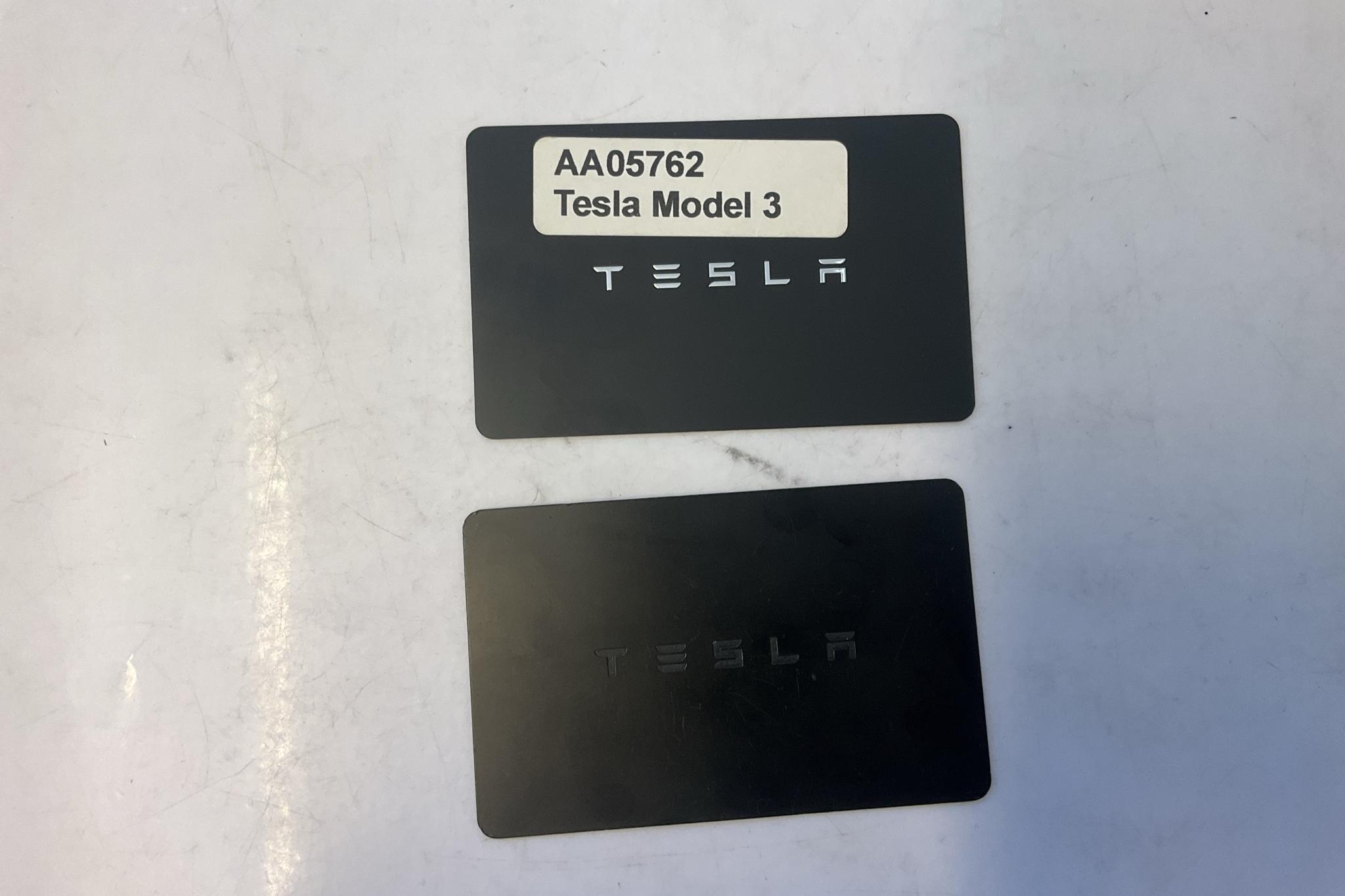 Tesla Model 3 Long Range Dual Motor AWD - 83 950 km - Automaatne - must - 2019