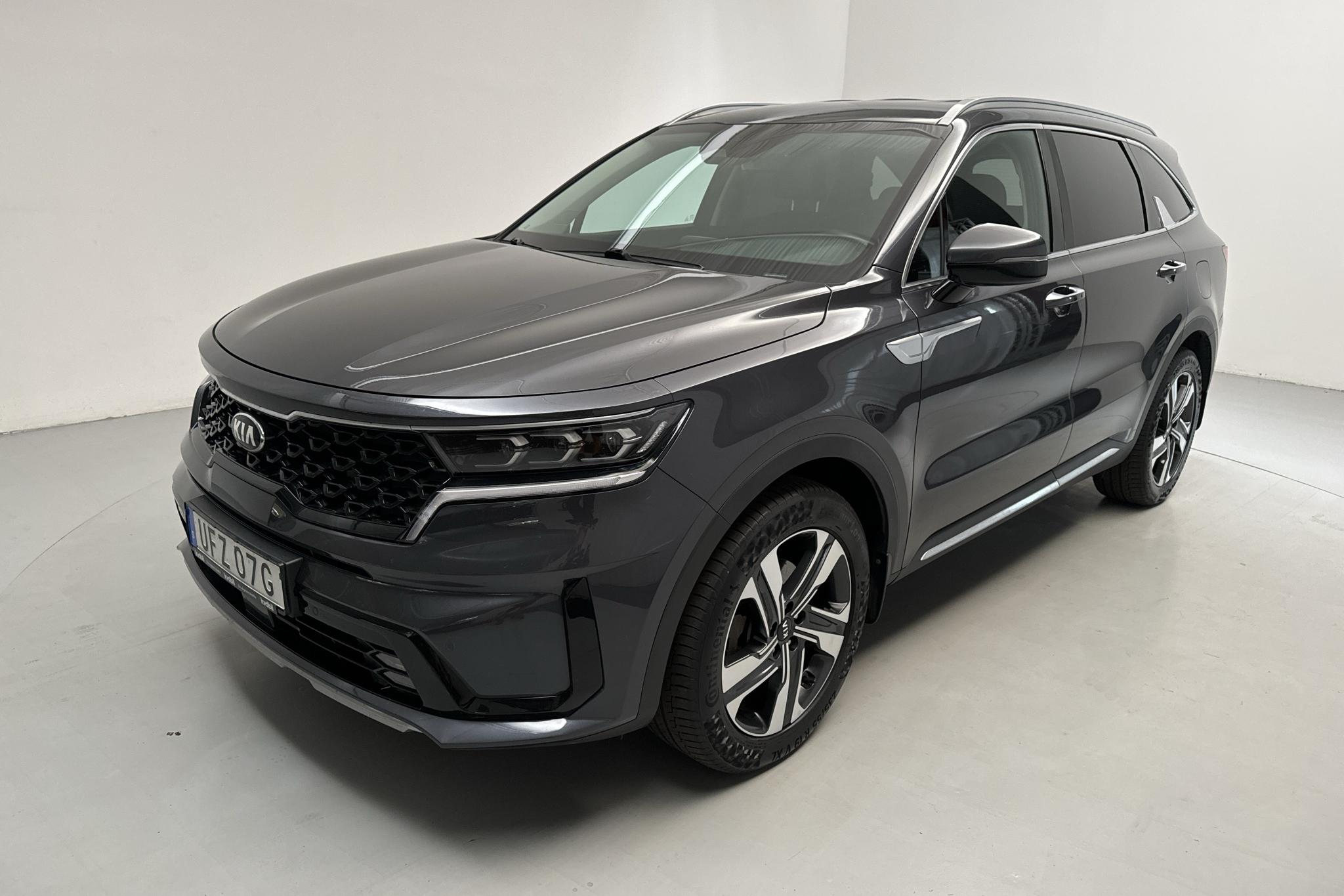 KIA Sorento 1.6 T-GDi Plug-in Hybrid AWD (265hk) - 5 906 mil - Automat - grå - 2021