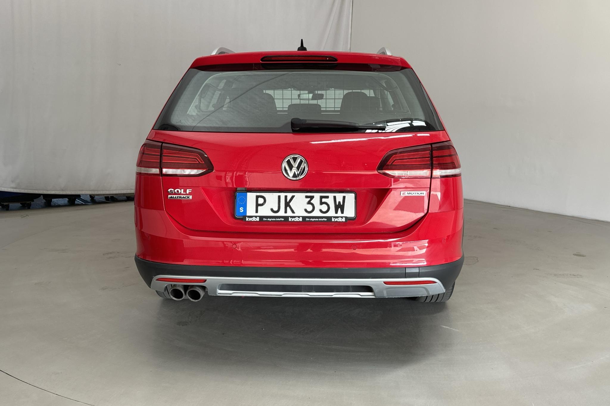 VW Golf Alltrack 2.0 TDI 4MOTION (184hk) - 180 980 km - Automatic - red - 2020