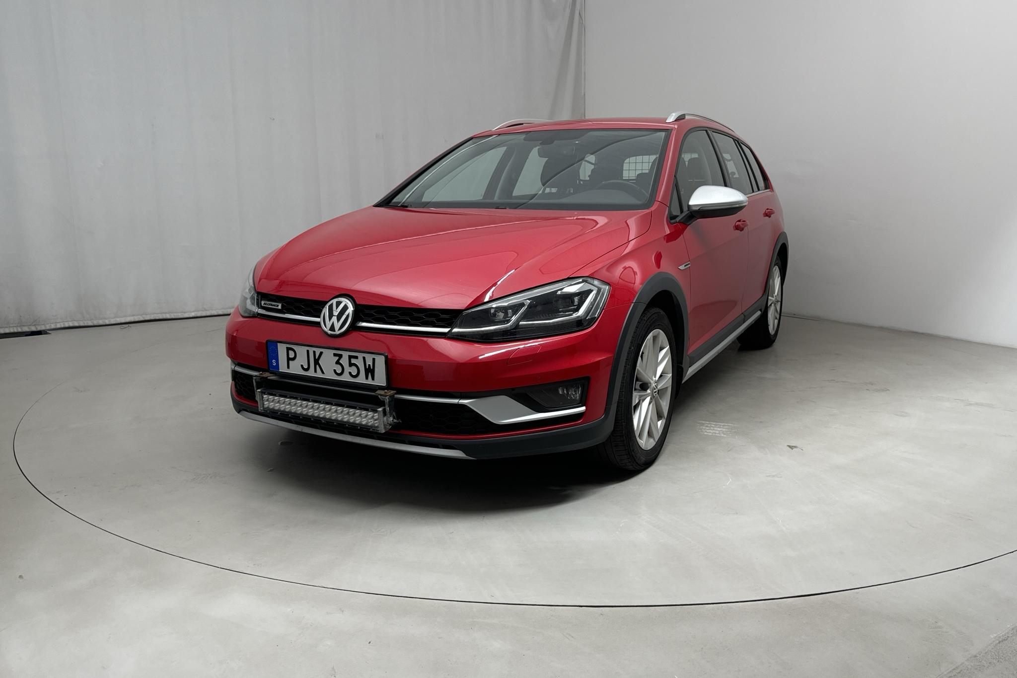 VW Golf Alltrack 2.0 TDI 4MOTION (184hk) - 180 980 km - Automaatne - punane - 2020