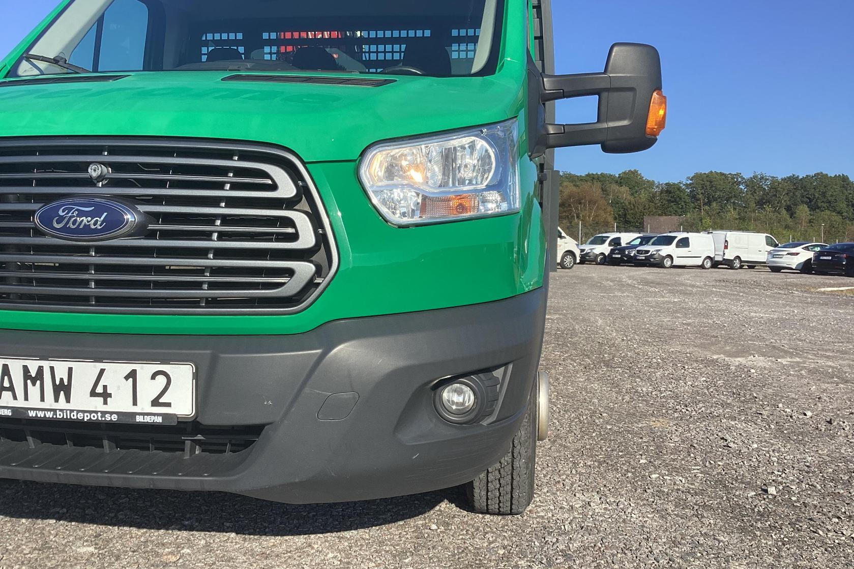 FORD TRANSIT - 137 709 km - Manuaalinen - vihreä - 2015