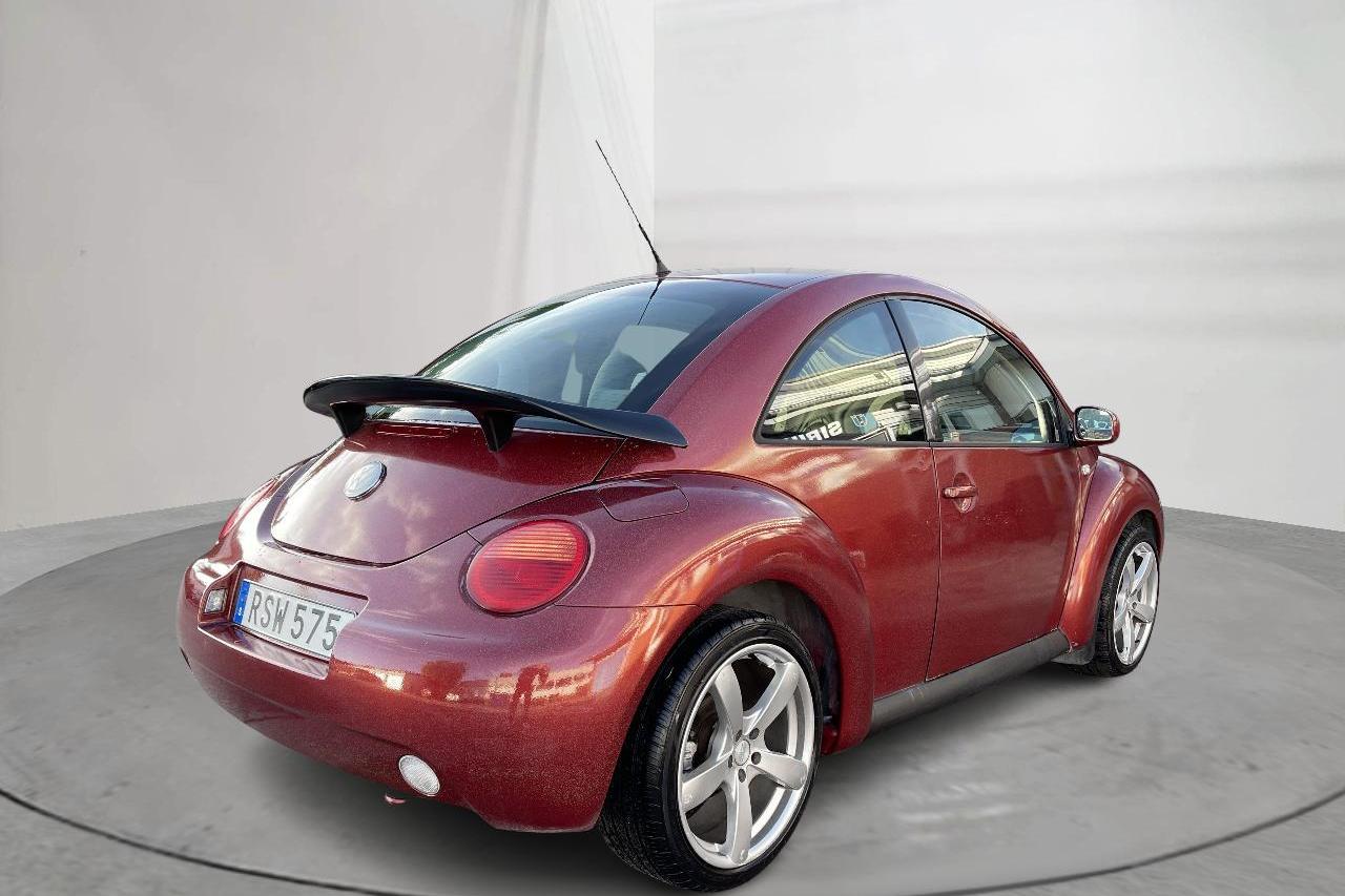 VW Beetle 2.0 (115hk) - 115 510 km - Automaatne - punane - 2001