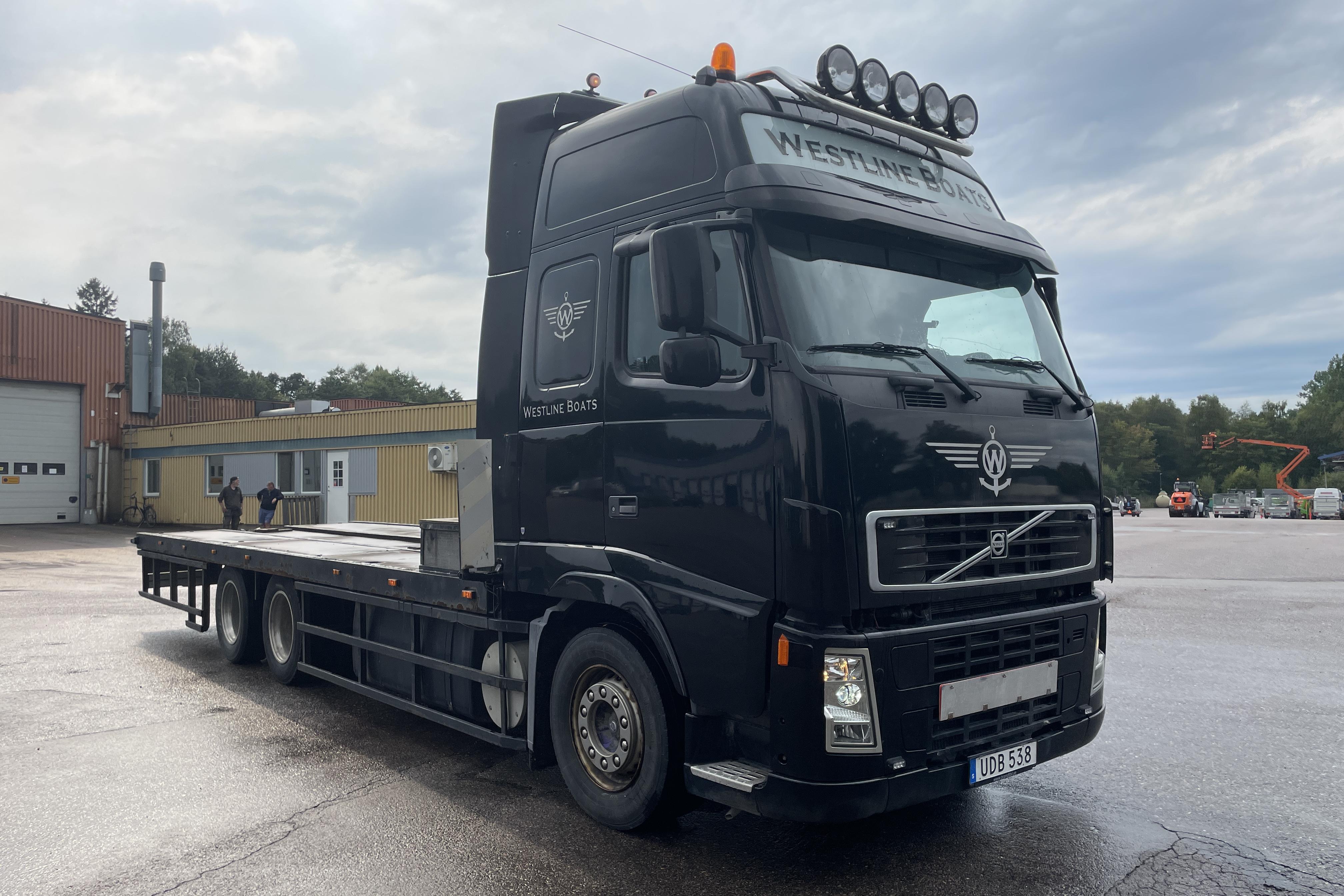 Volvo FH12 - 1 029 747 km - Automaattinen - musta - 2003