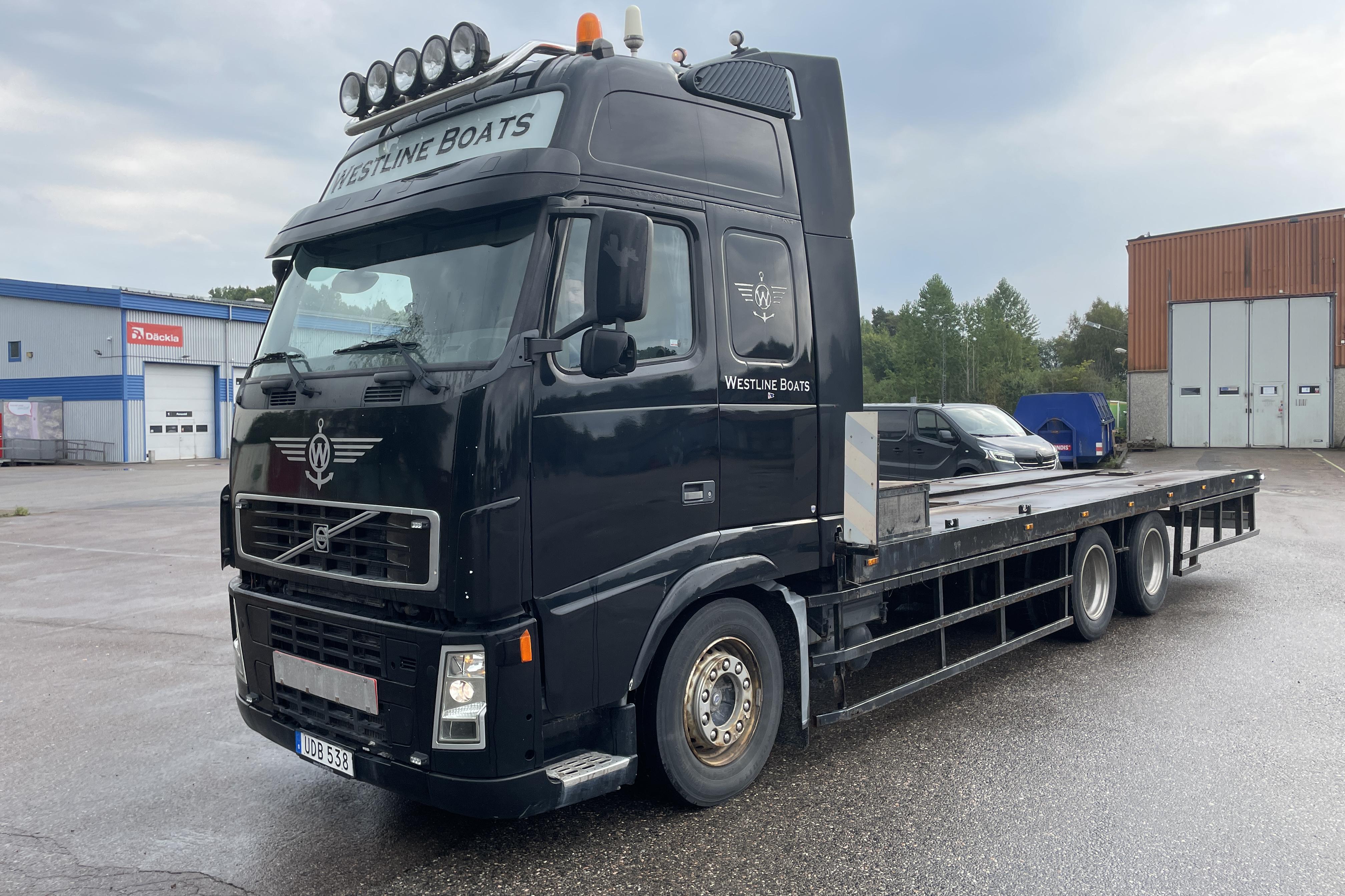 Volvo FH12 - 1 029 747 km - Automatic - black - 2003