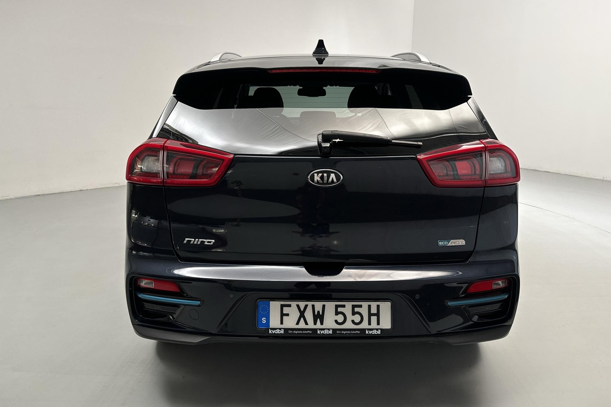 KIA Niro EV 64 kWh (204hk) - 107 000 km - Automatyczna - niebieski - 2019