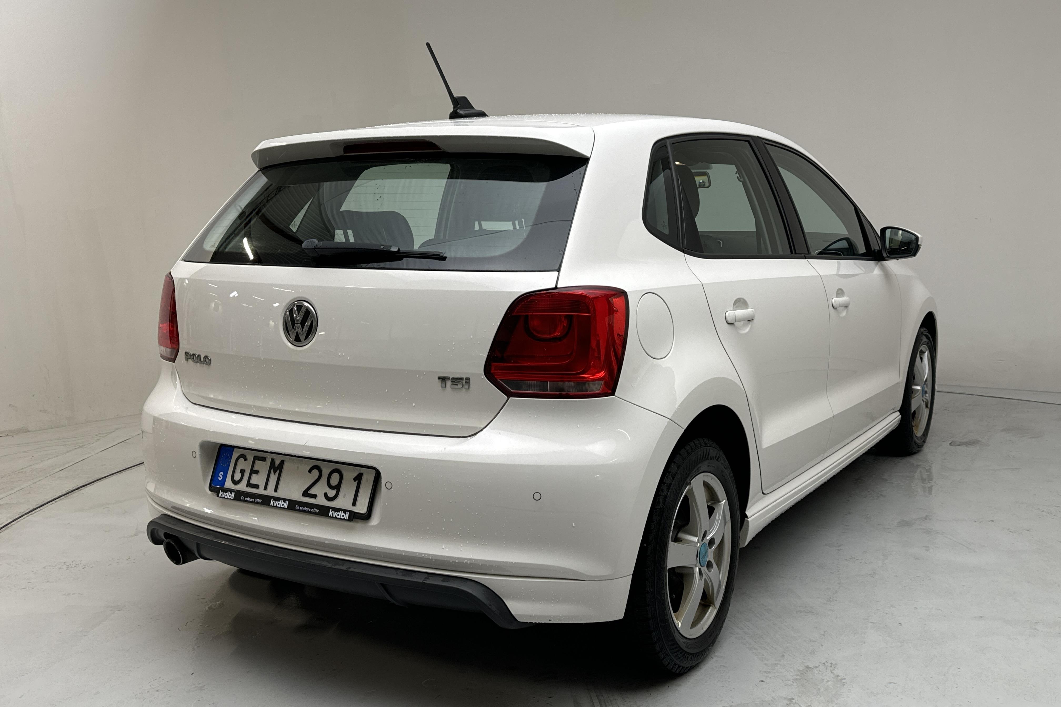 VW Polo 1.2 TSI 5dr (90hk) - 125 560 km - Manual - white - 2014