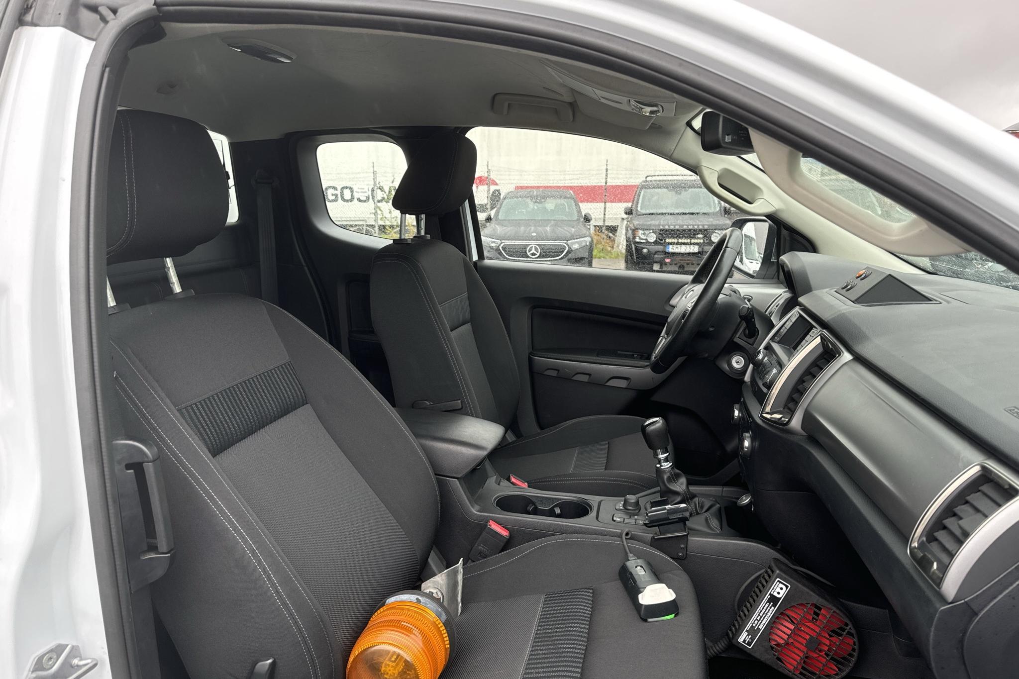 Ford Ranger 2.0 TDCi 4WD (170hk) - 108 480 km - Manualna - biały - 2019