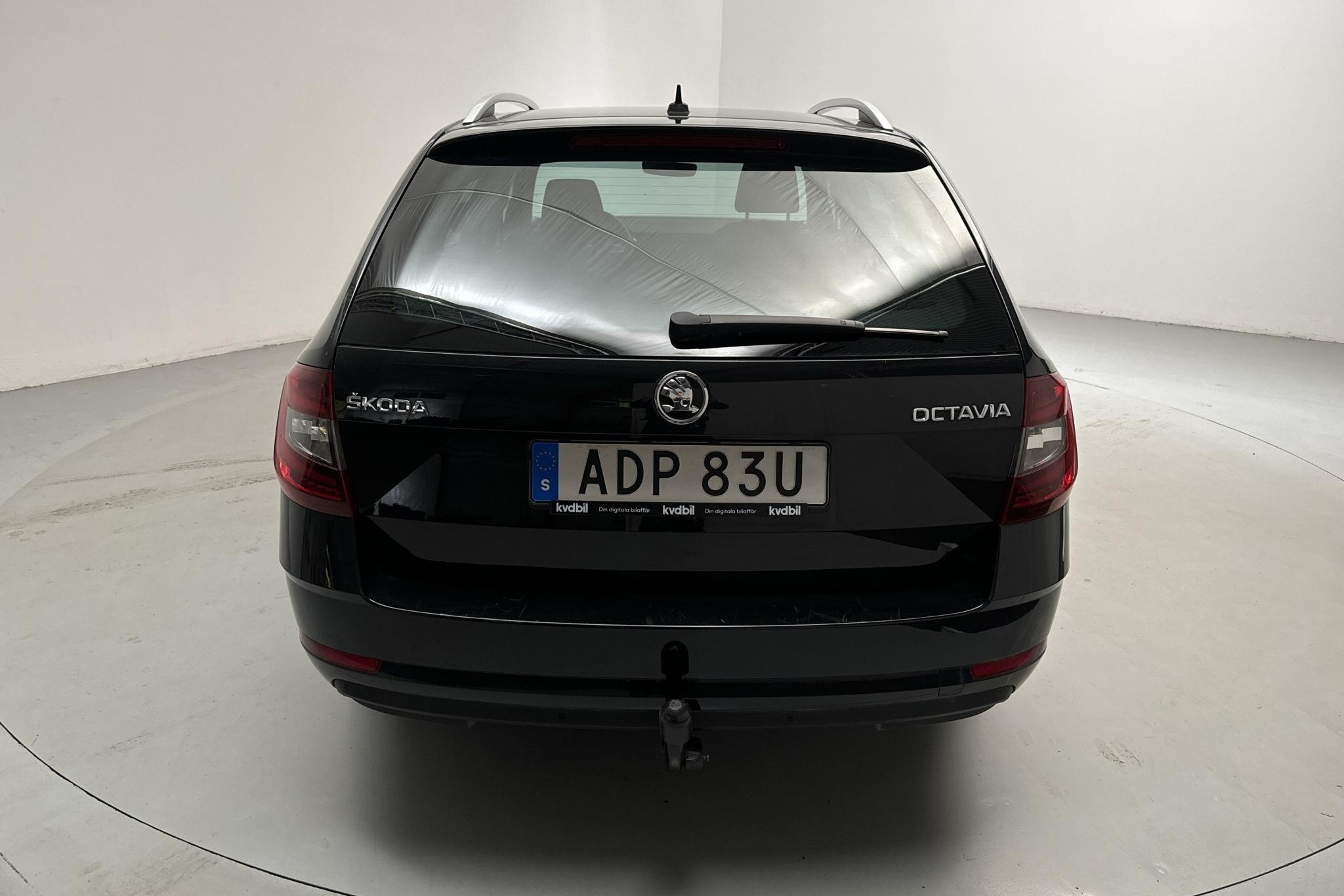 Skoda Octavia III 1.0 TSI Combi (115hk) - 72 280 km - Käsitsi - must - 2020