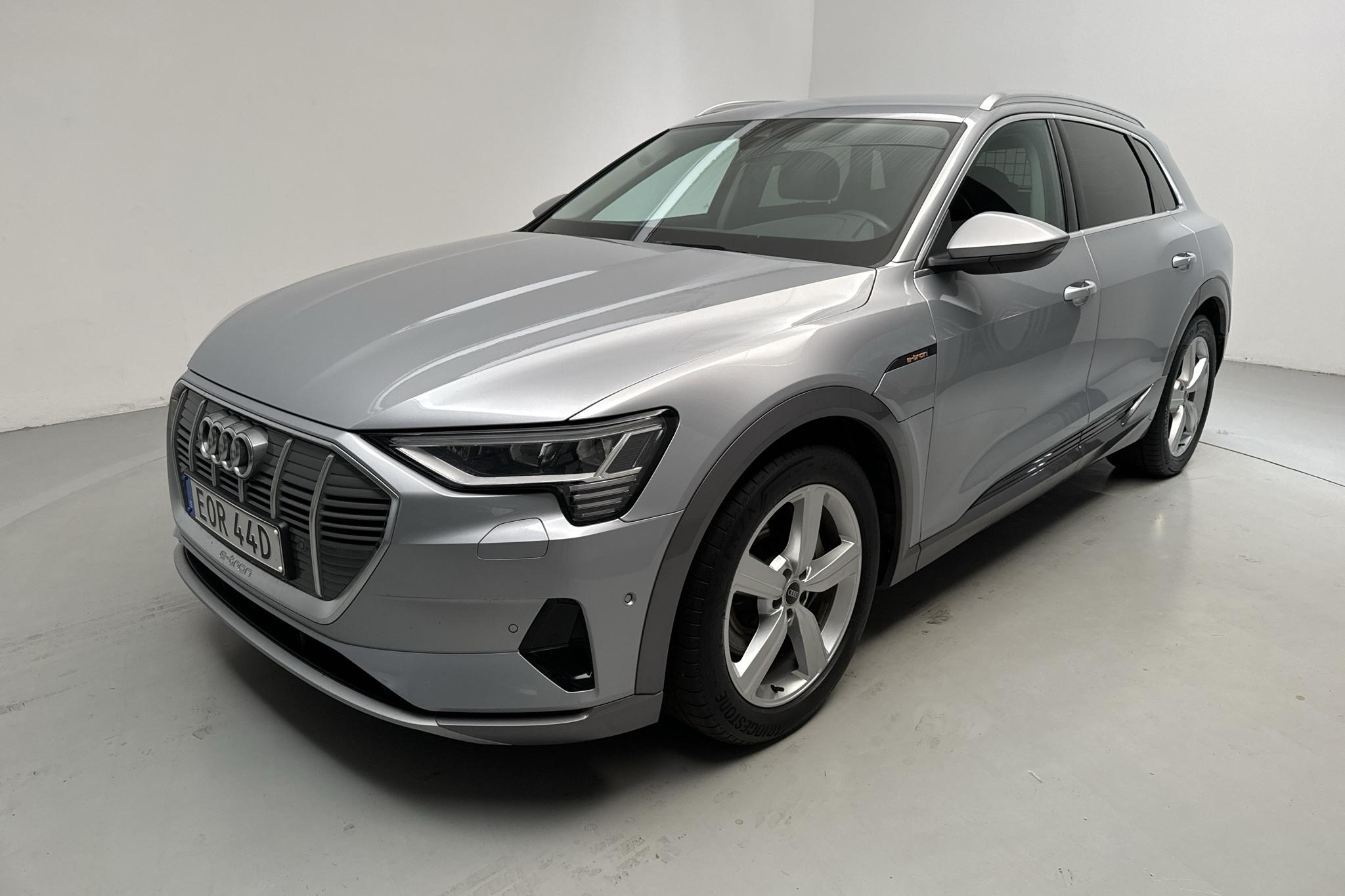 Audi e-tron 55 quattro 95 kWh (360hk) - 87 770 km - Automatic - silver - 2021