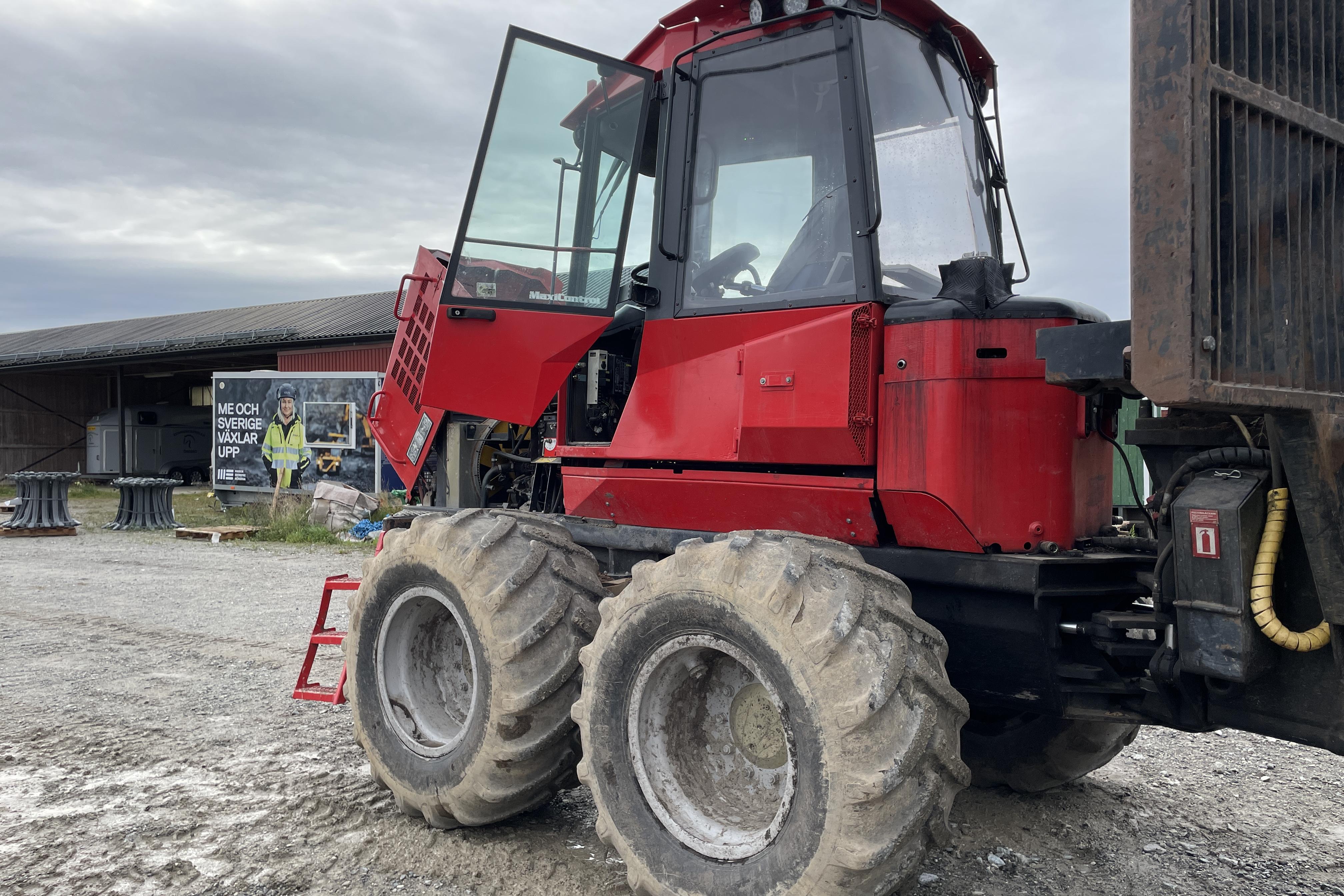 VALMET 840.1 Skotare -  - Automaatne - punane - 2001