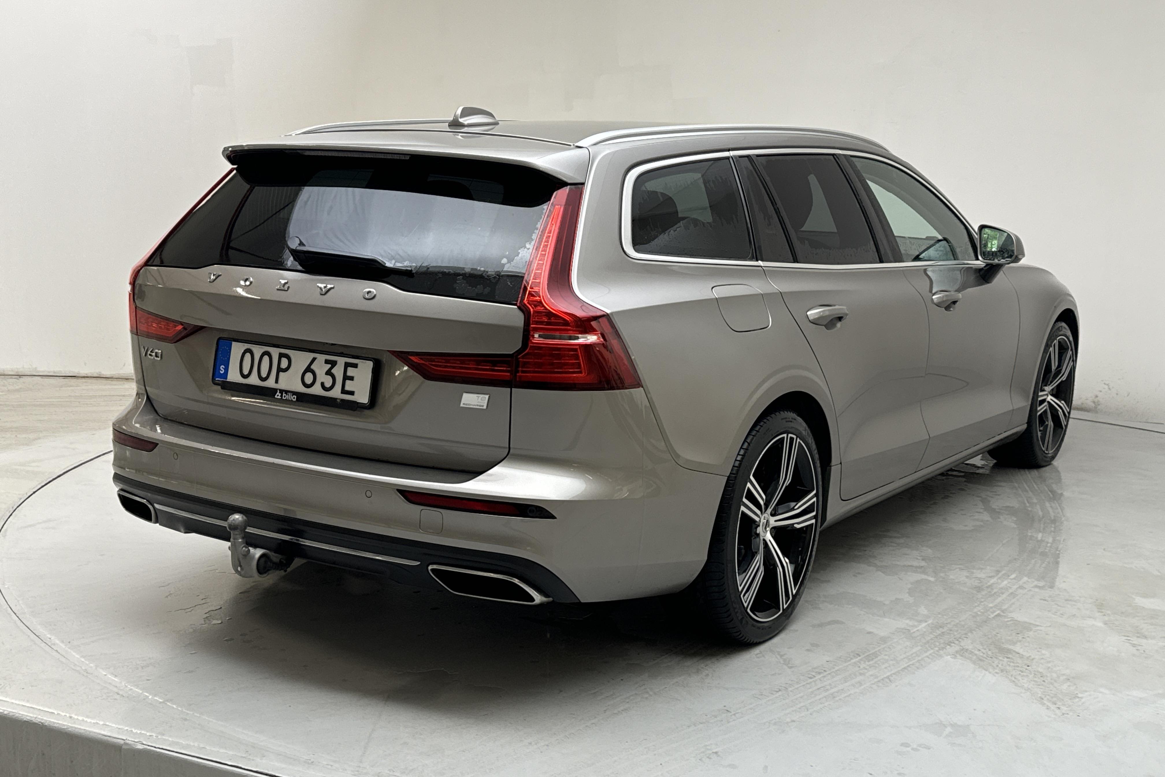 Volvo V60 T8 AWD Twin Engine (390hk) - 61 060 km - Automaatne - hall - 2022