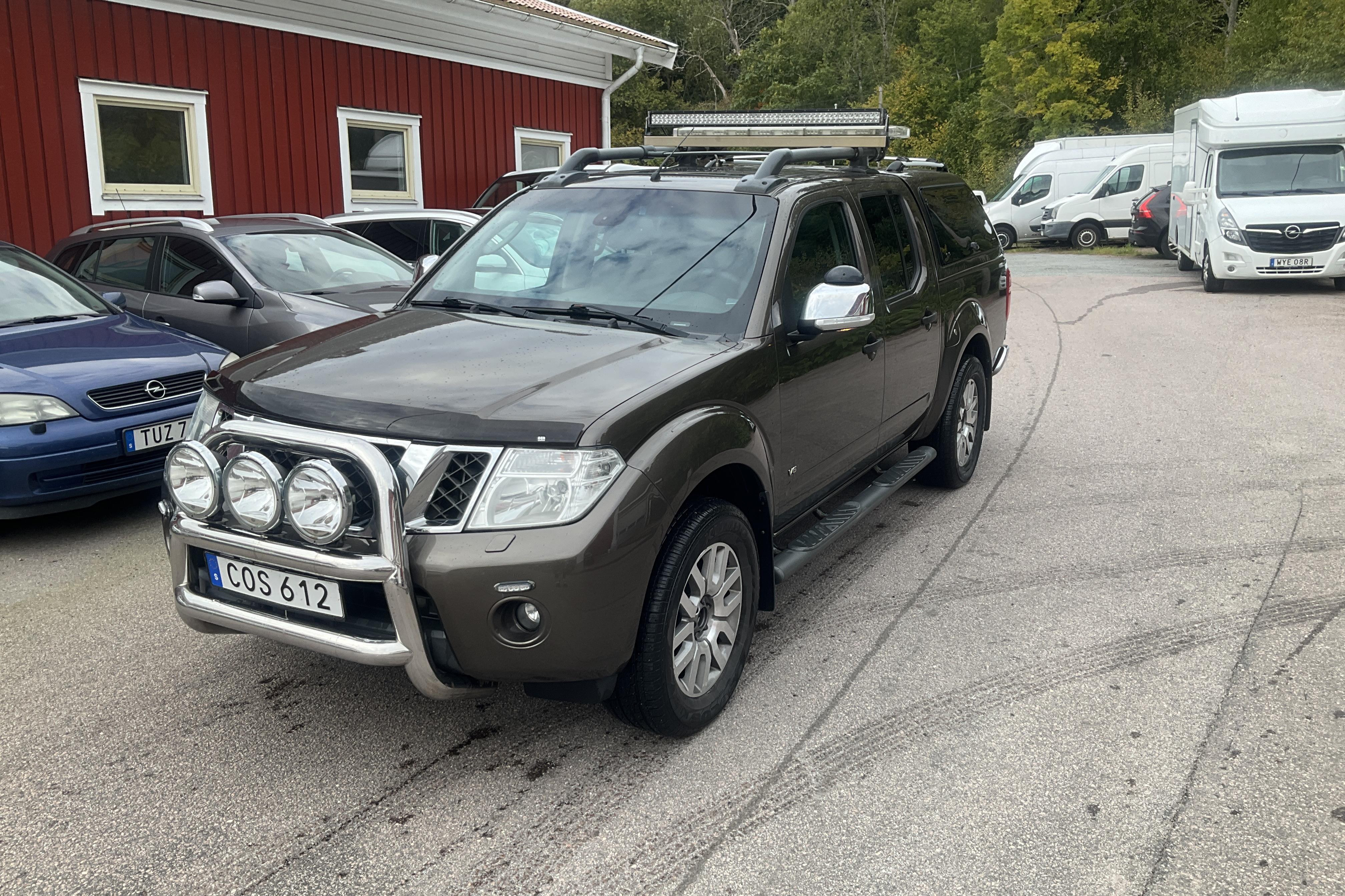 Nissan Navara 3.0 dCi V6 (231hk) - 18 425 mil - Automat - brun - 2015